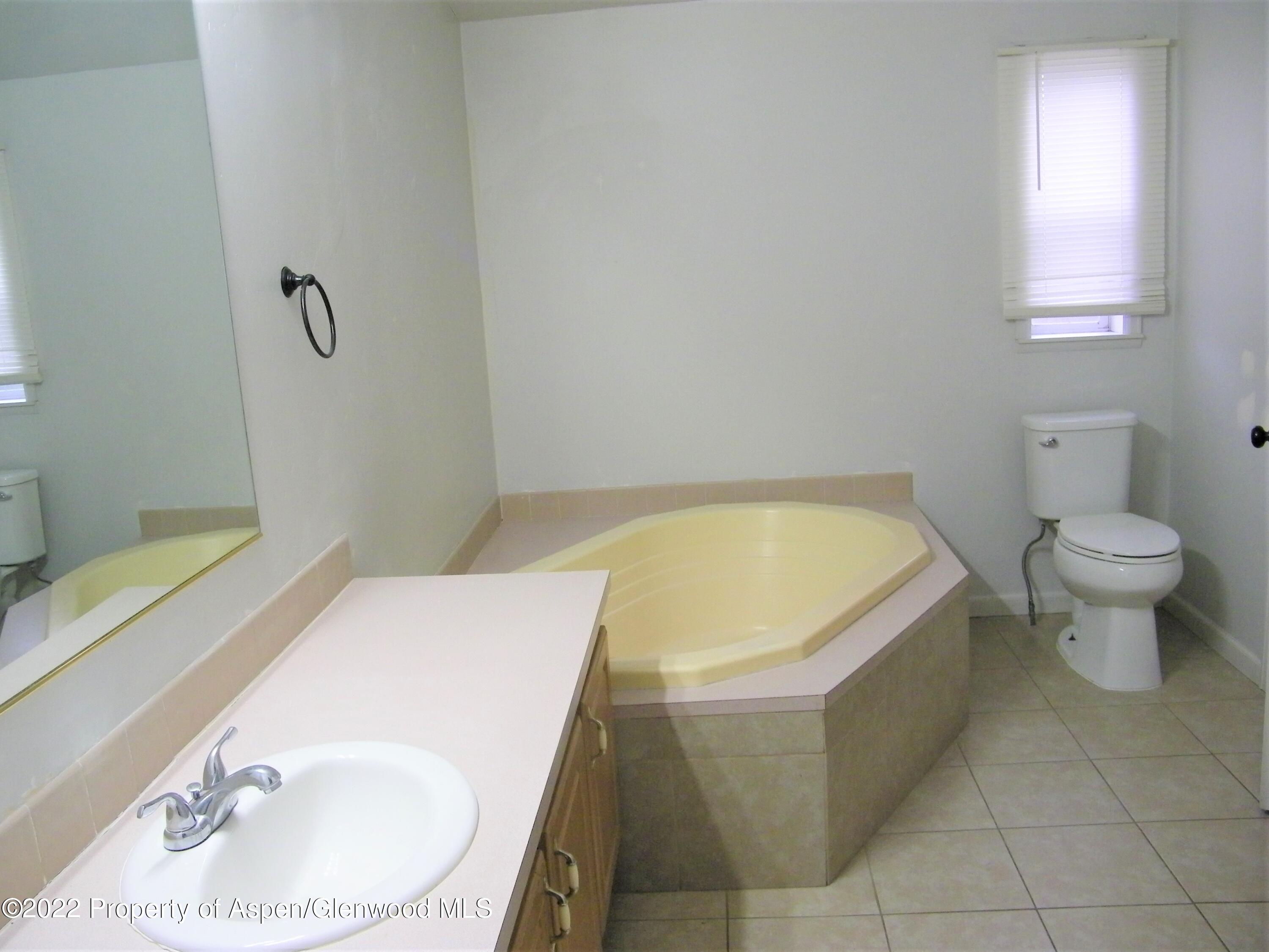 740 Burning Mountain Avenue New Castle CO 81647