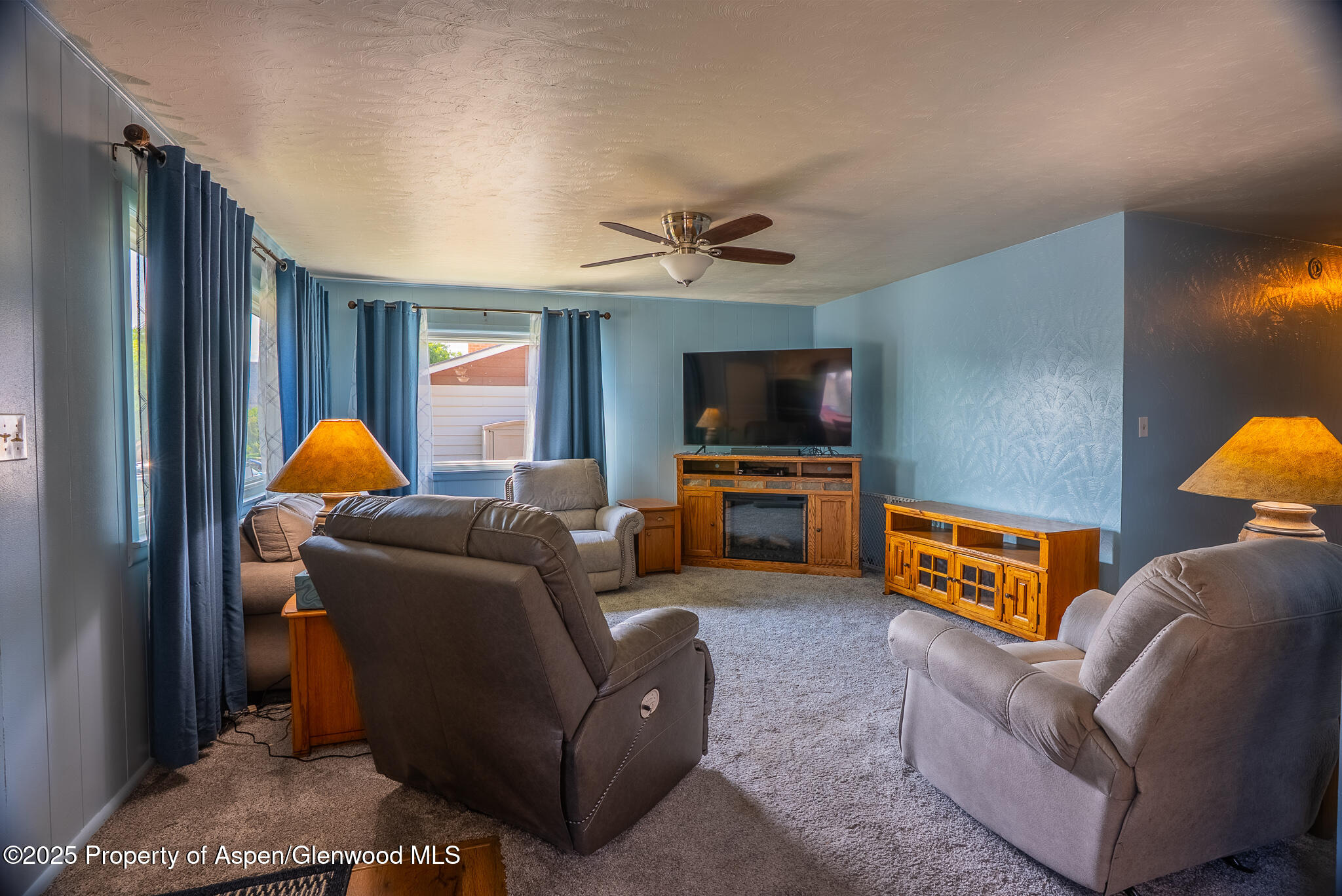 335 Hutton Avenue Rifle CO 81650