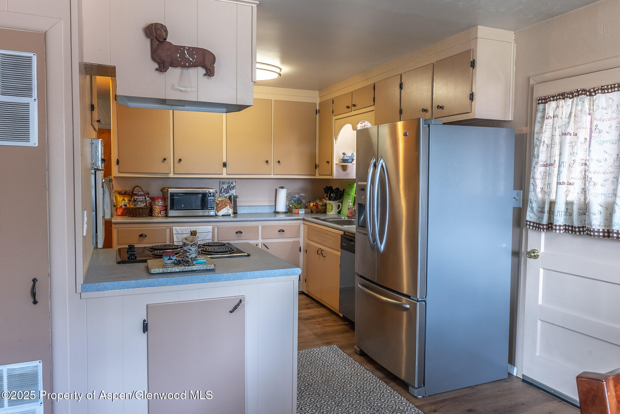 335 Hutton Avenue Rifle CO 81650