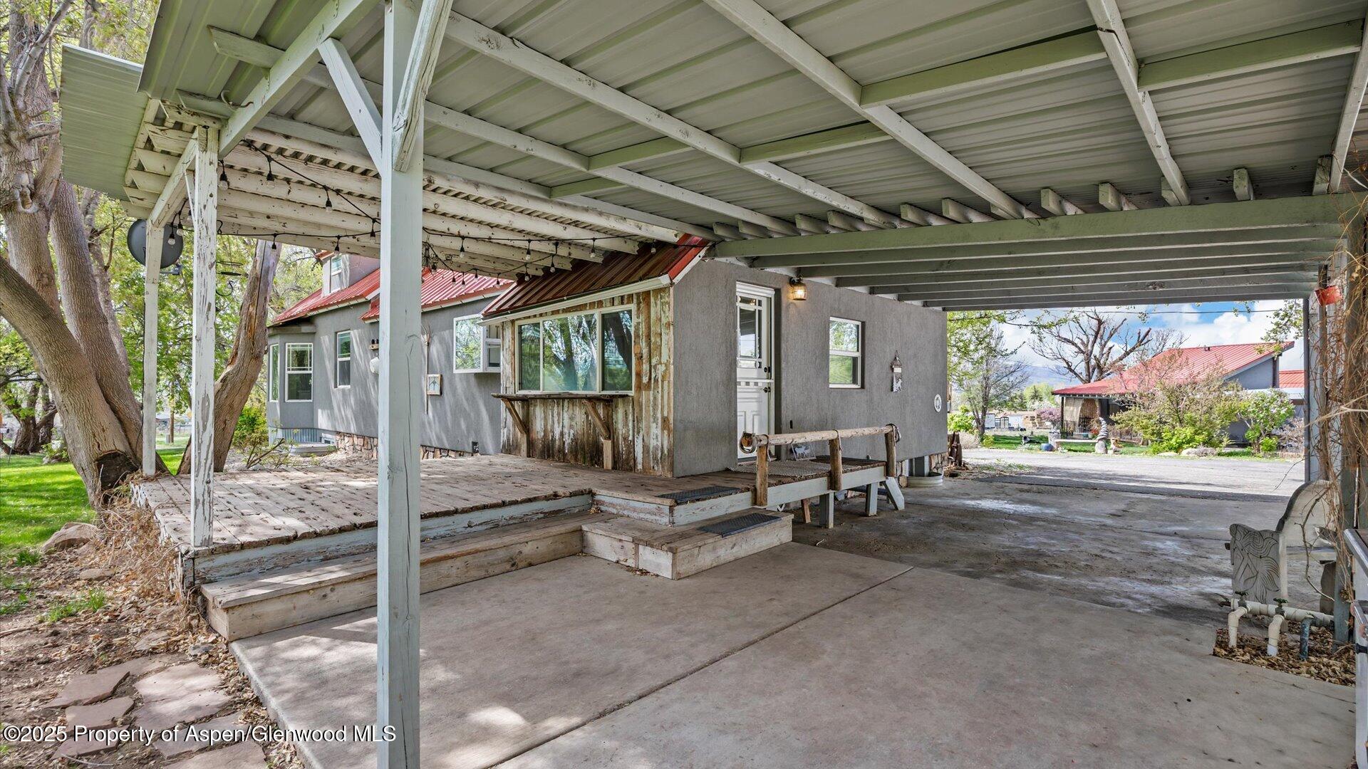 588 County Road 250 Silt CO 81652