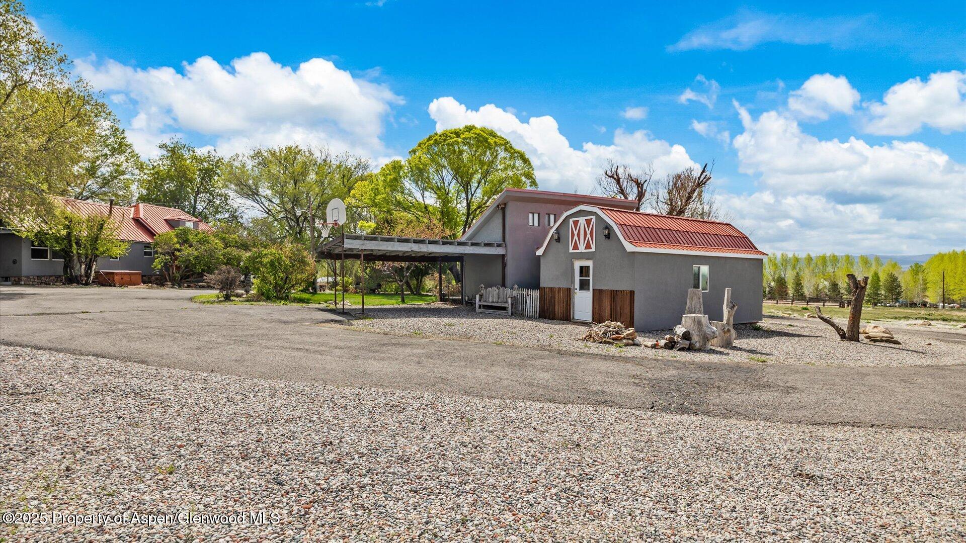 588 County Road 250 Silt CO 81652