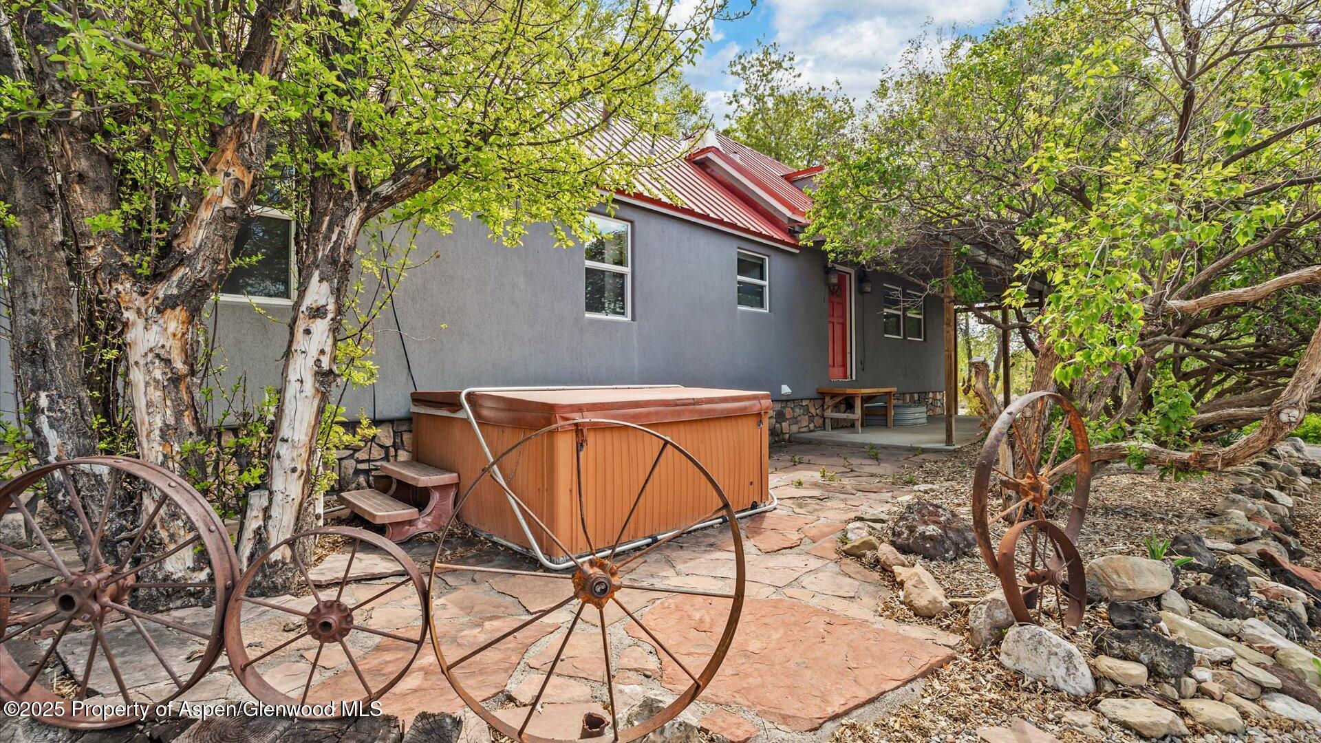 588 County Road 250 Silt CO 81652