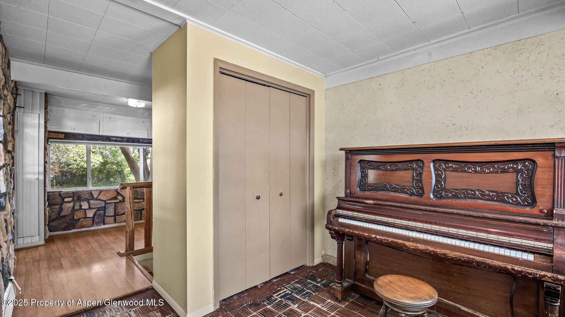 588 County Road 250 Silt CO 81652