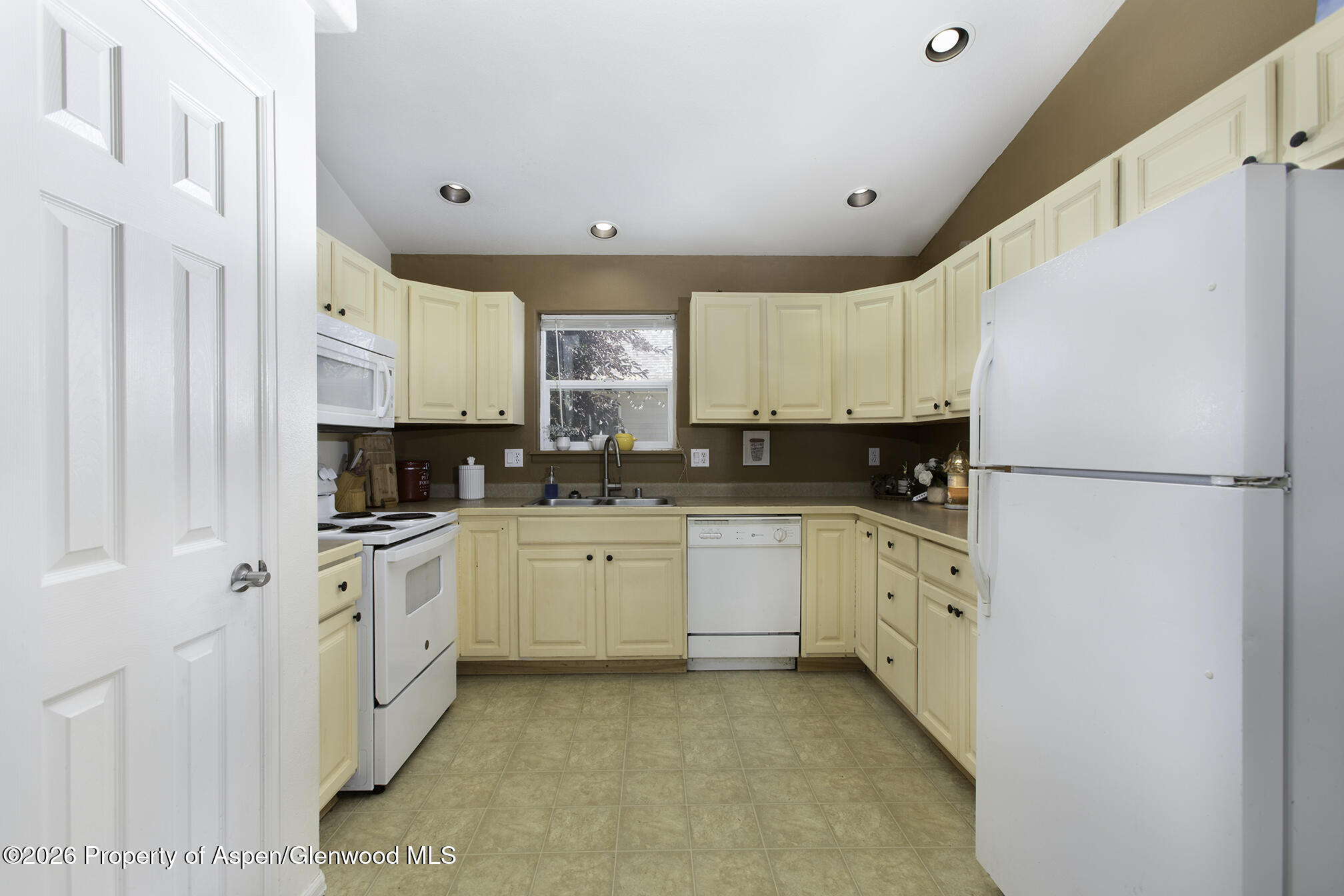 333 Columbine Drive Rifle CO 81650