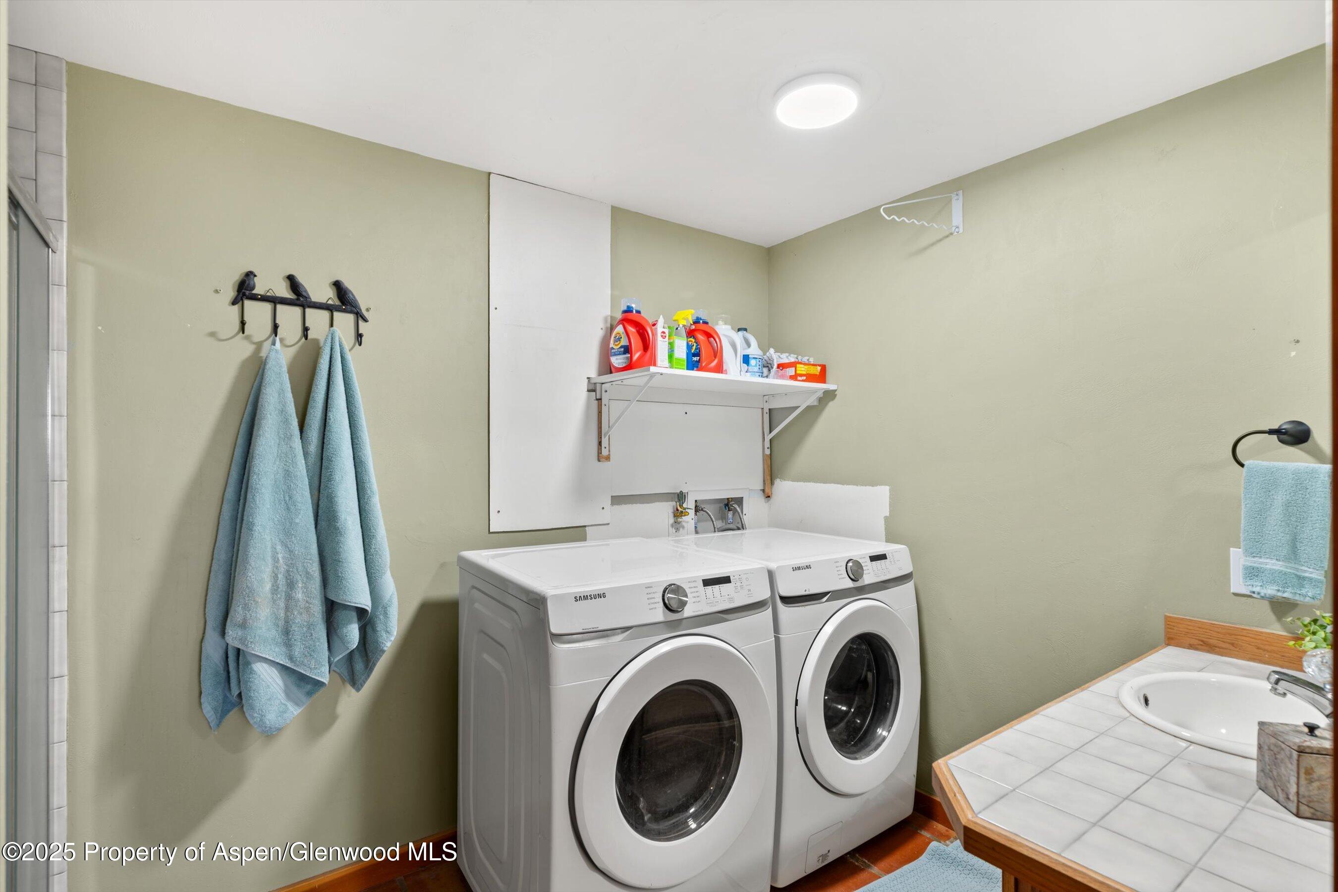 353 E Vista Drive Silt CO 81652