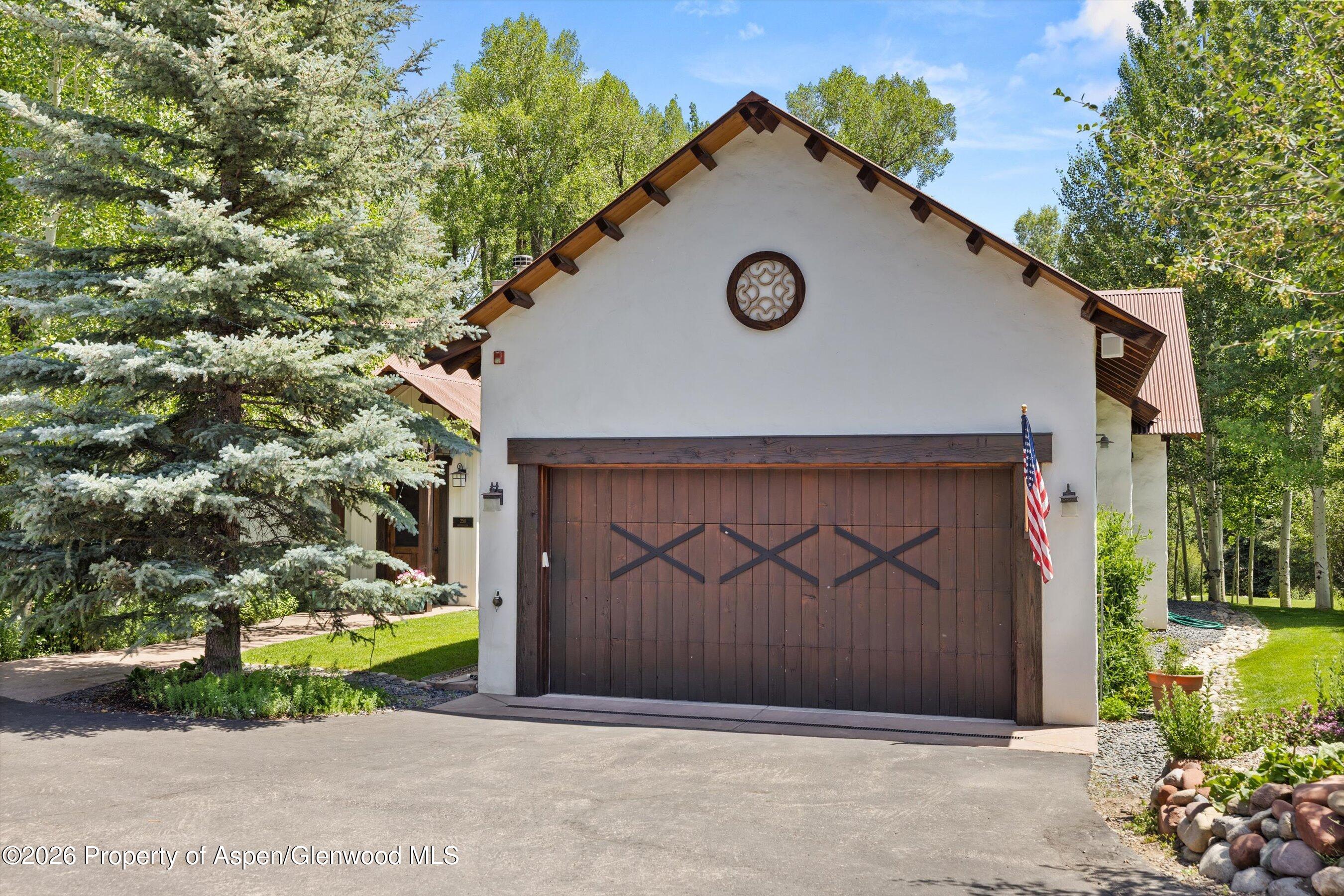 256 Twining Flats Road Aspen CO 81611