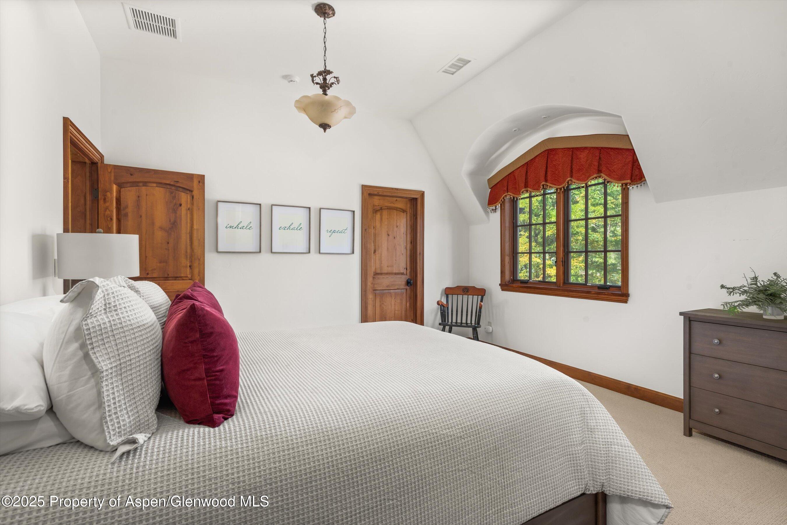 16 Street Finnbar Farm Road Carbondale CO 81623