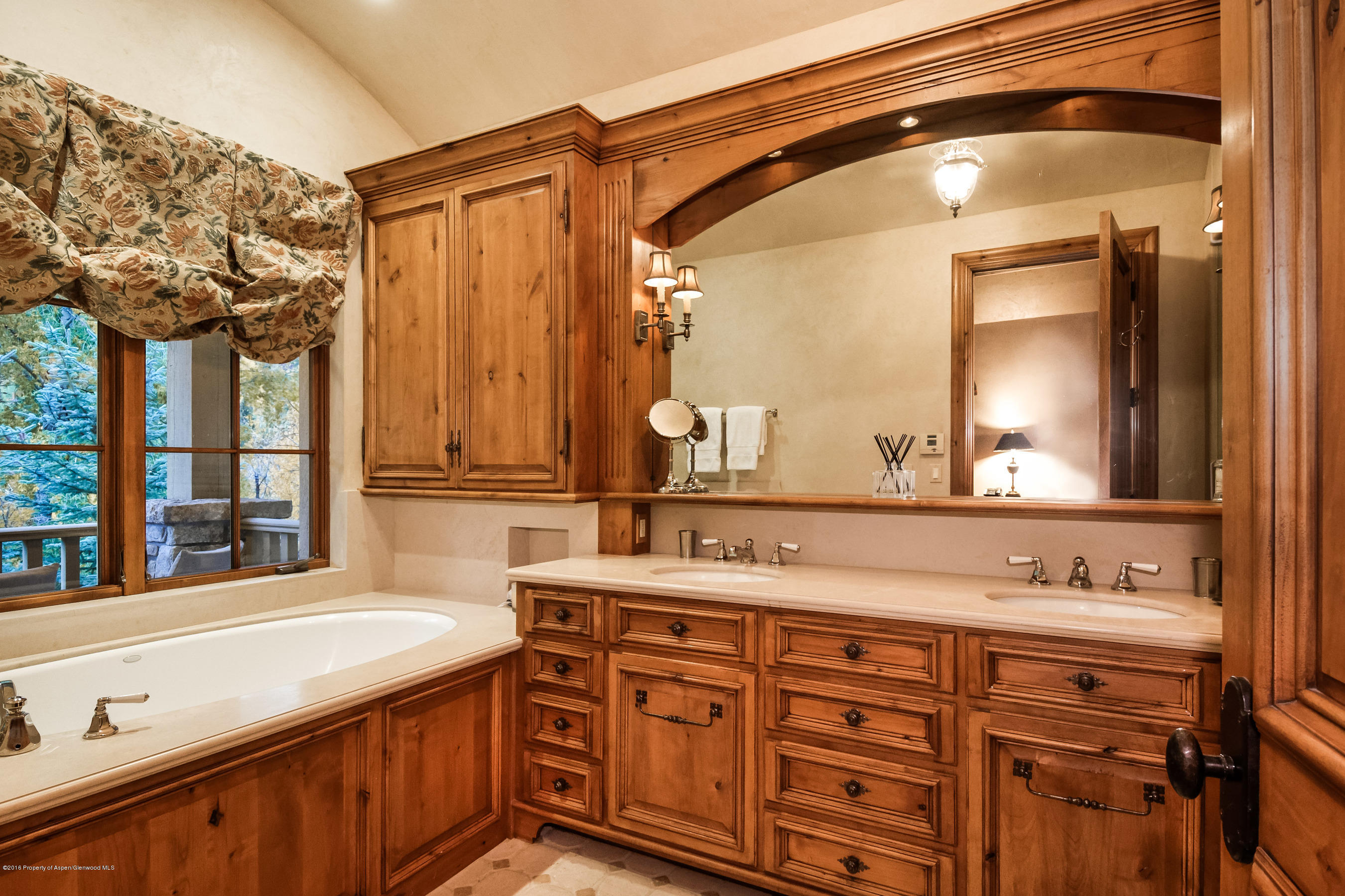 130 Glen Dee Road Aspen CO 81611