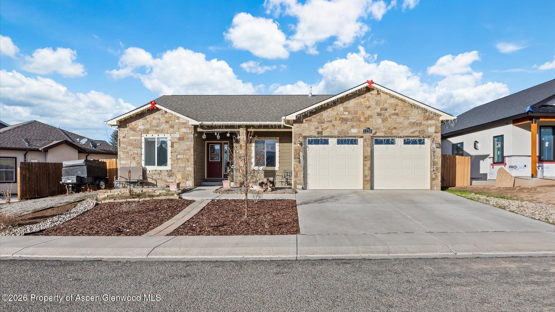 1226 E 17th Street Rifle CO 81650