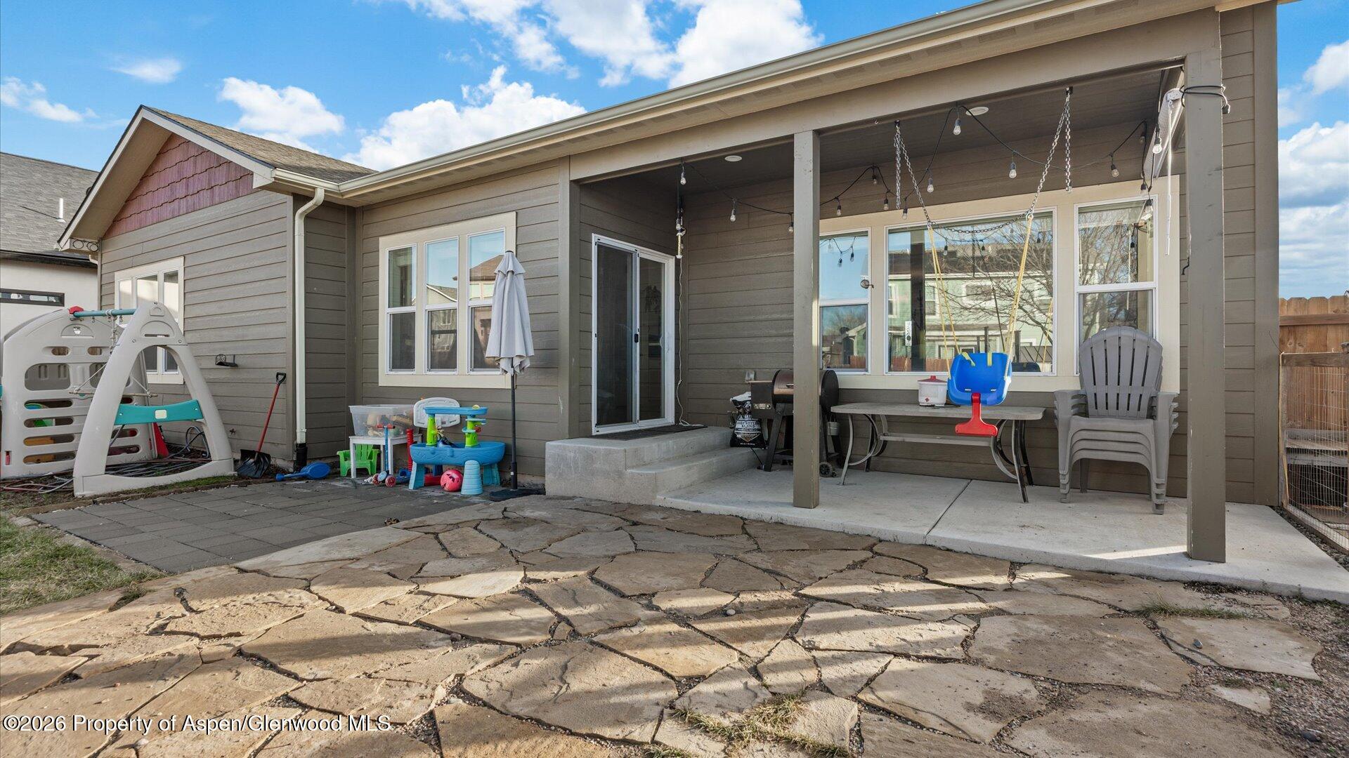 1226 E 17th Street Rifle CO 81650