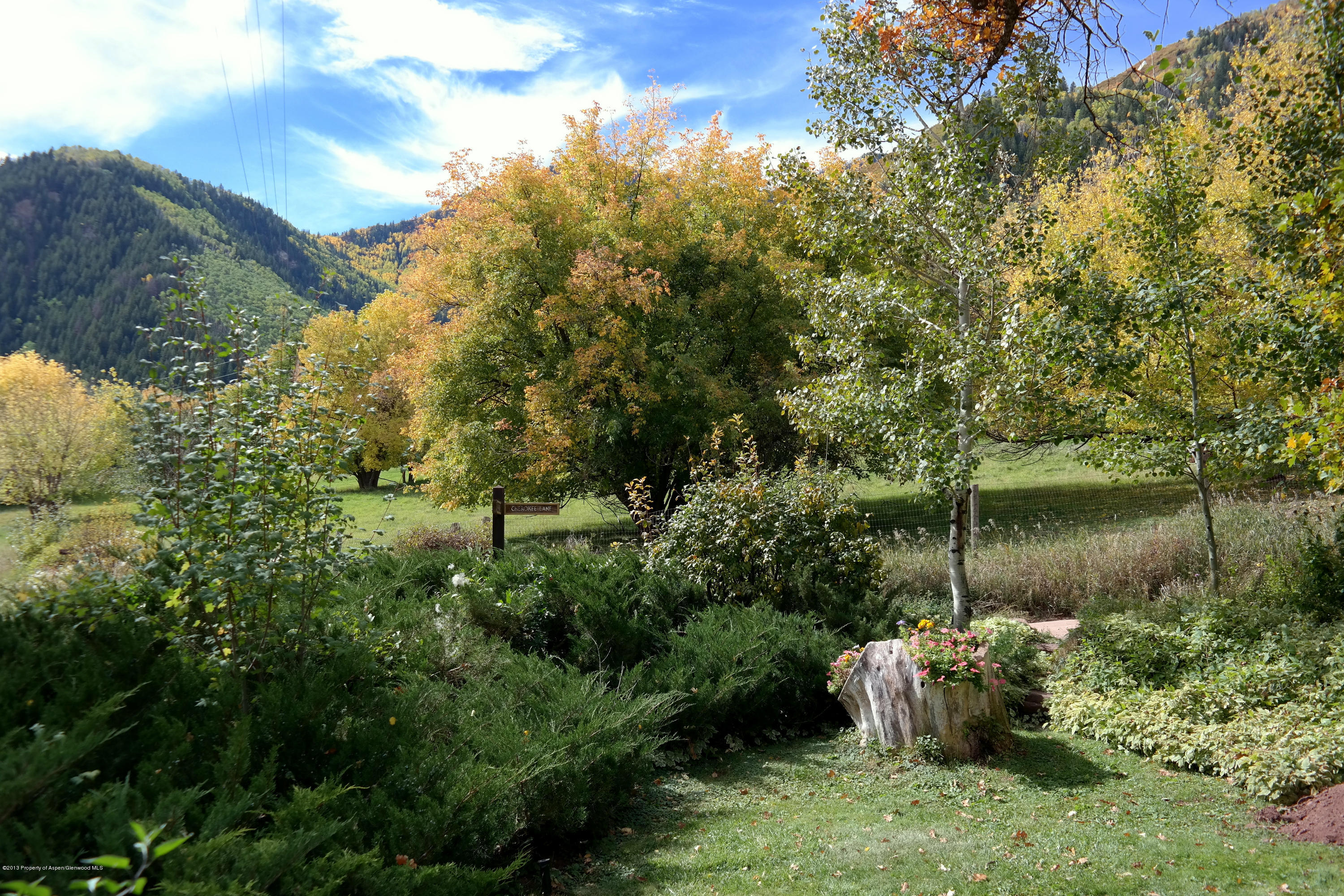 73 Cherokee Lane Carbondale CO 81623