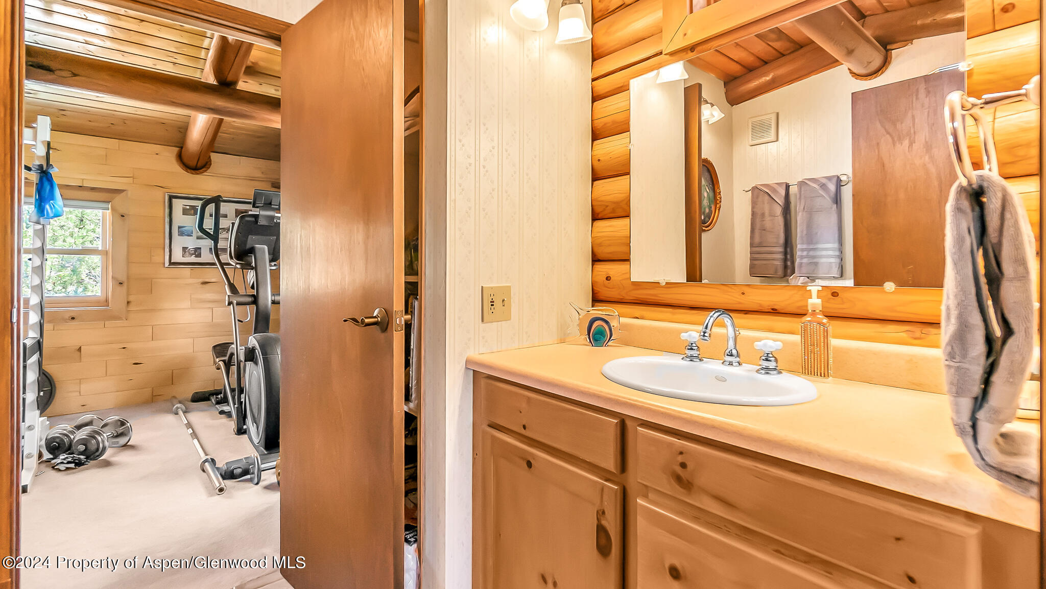 1355 N Road Loma CO 81524