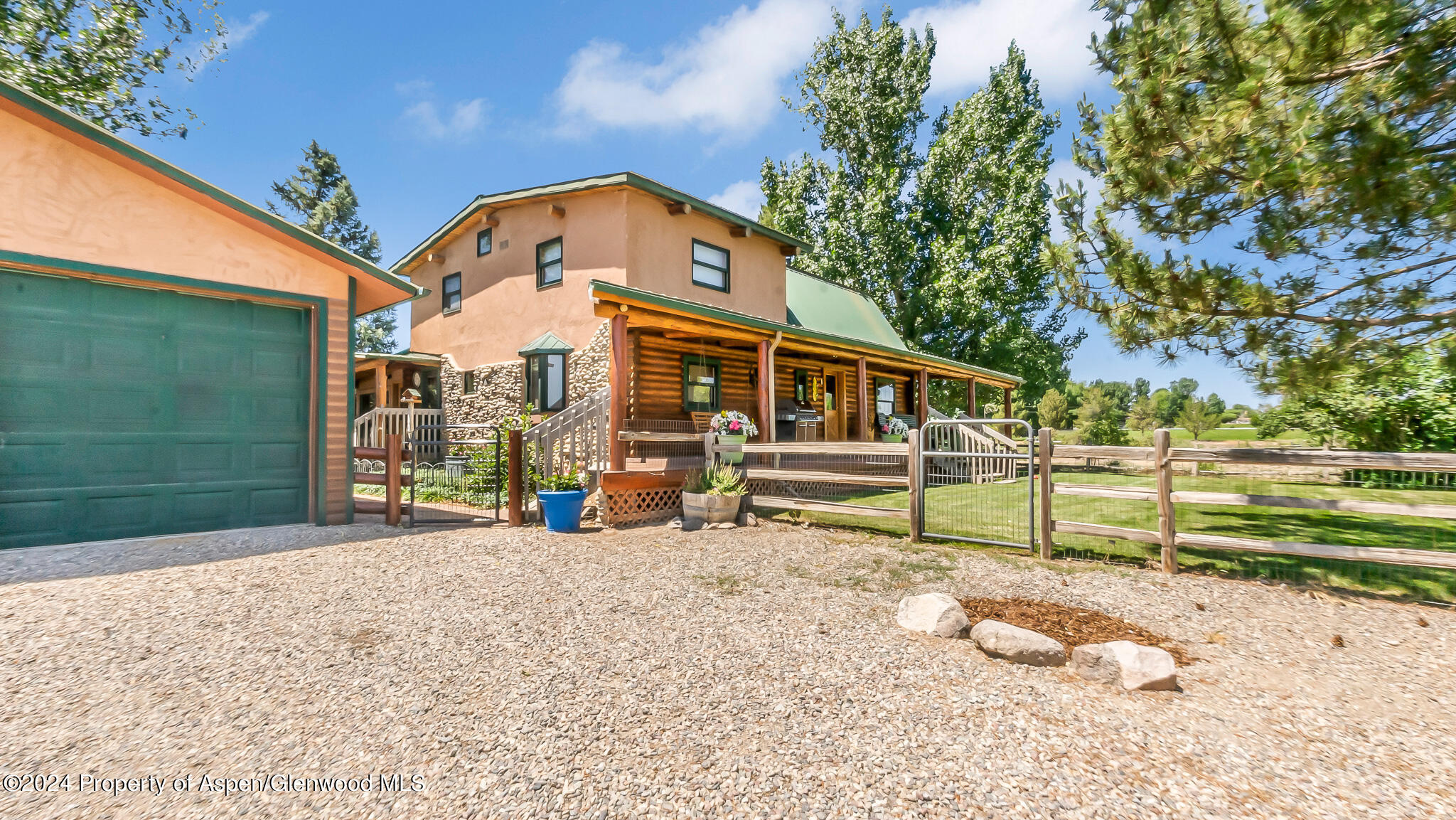 1355 N Road Loma CO 81524