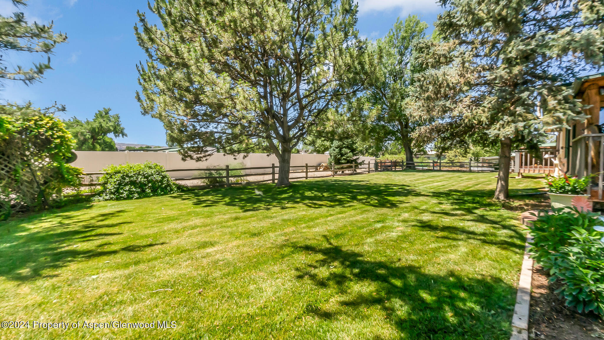 1355 N Road Loma CO 81524