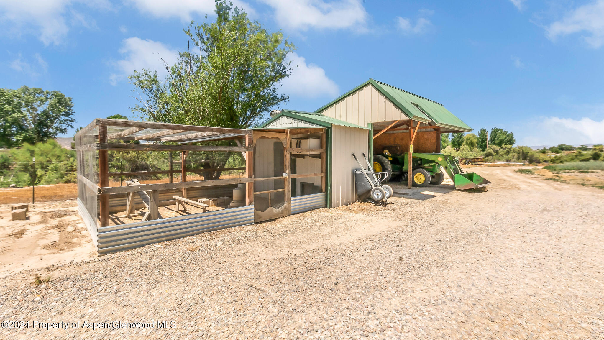 1355 N Road Loma CO 81524