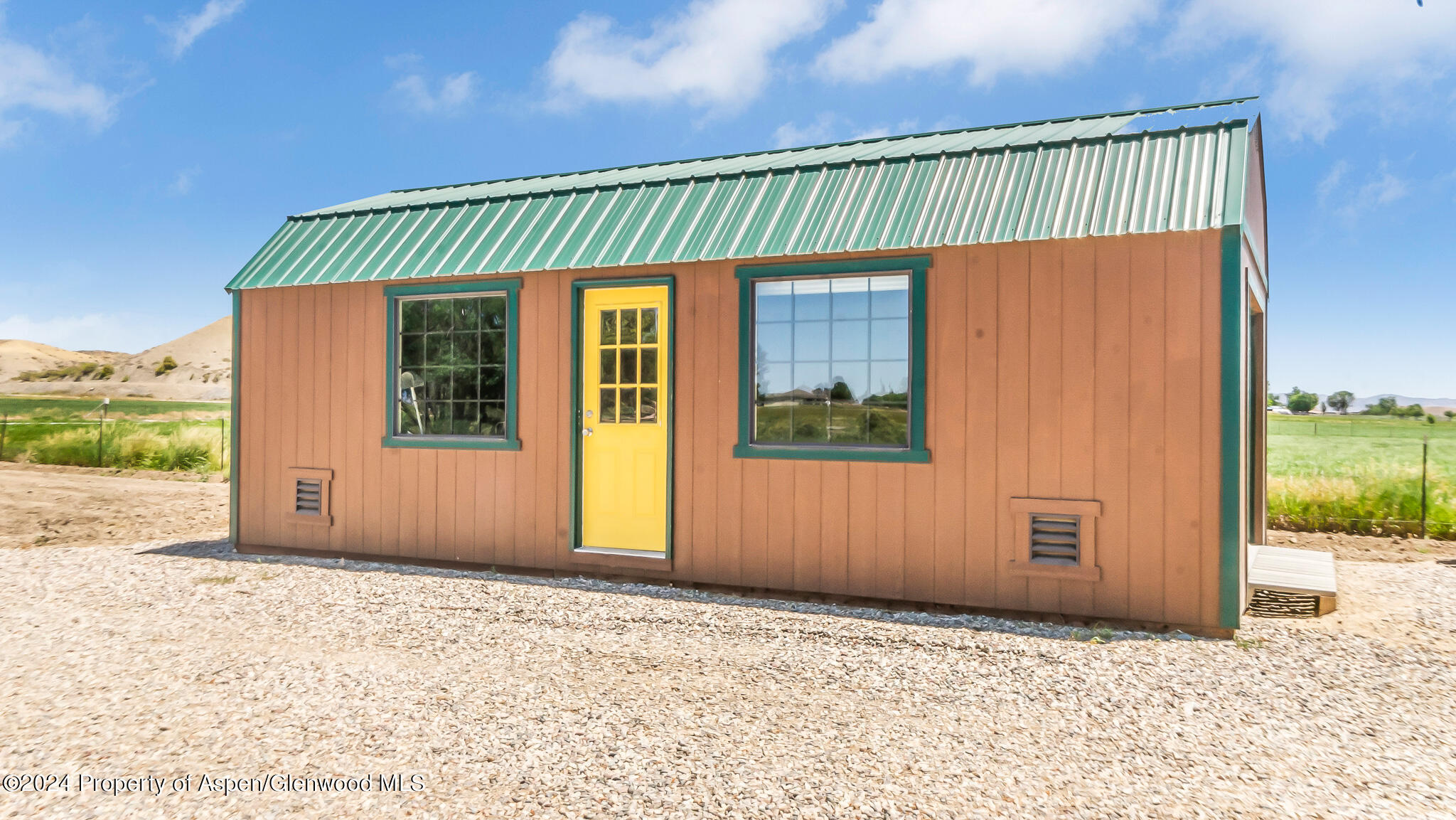 1355 N Road Loma CO 81524