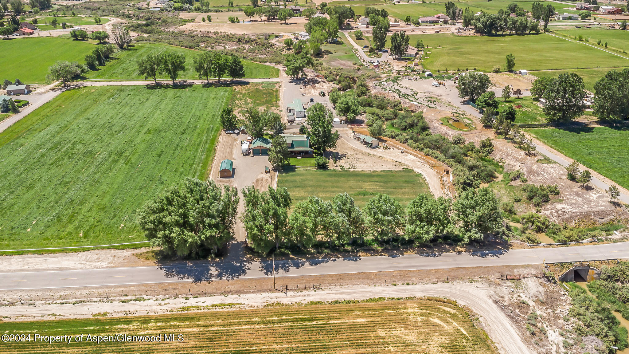 1355 N Road Loma CO 81524