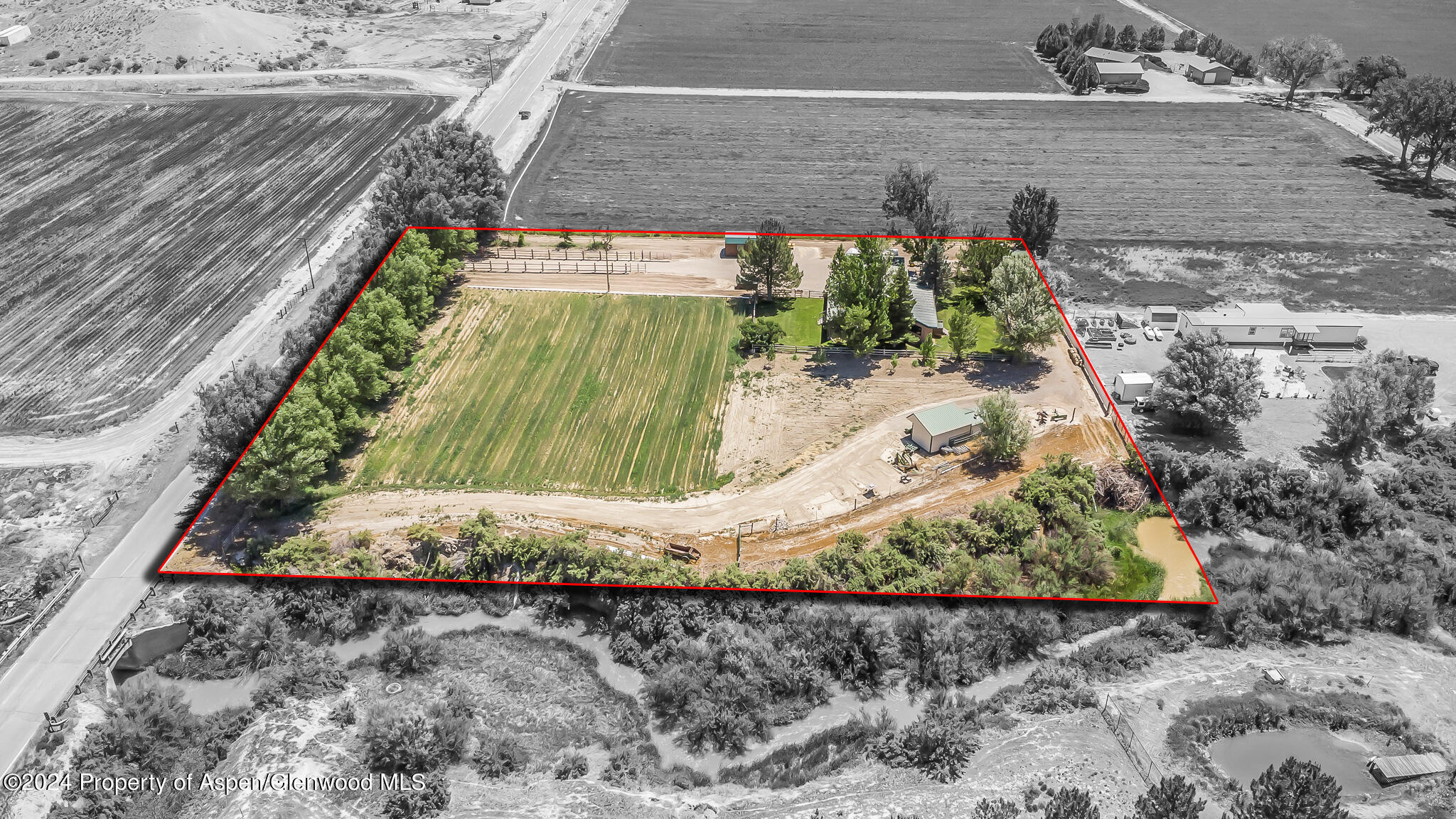 1355 N Road Loma CO 81524