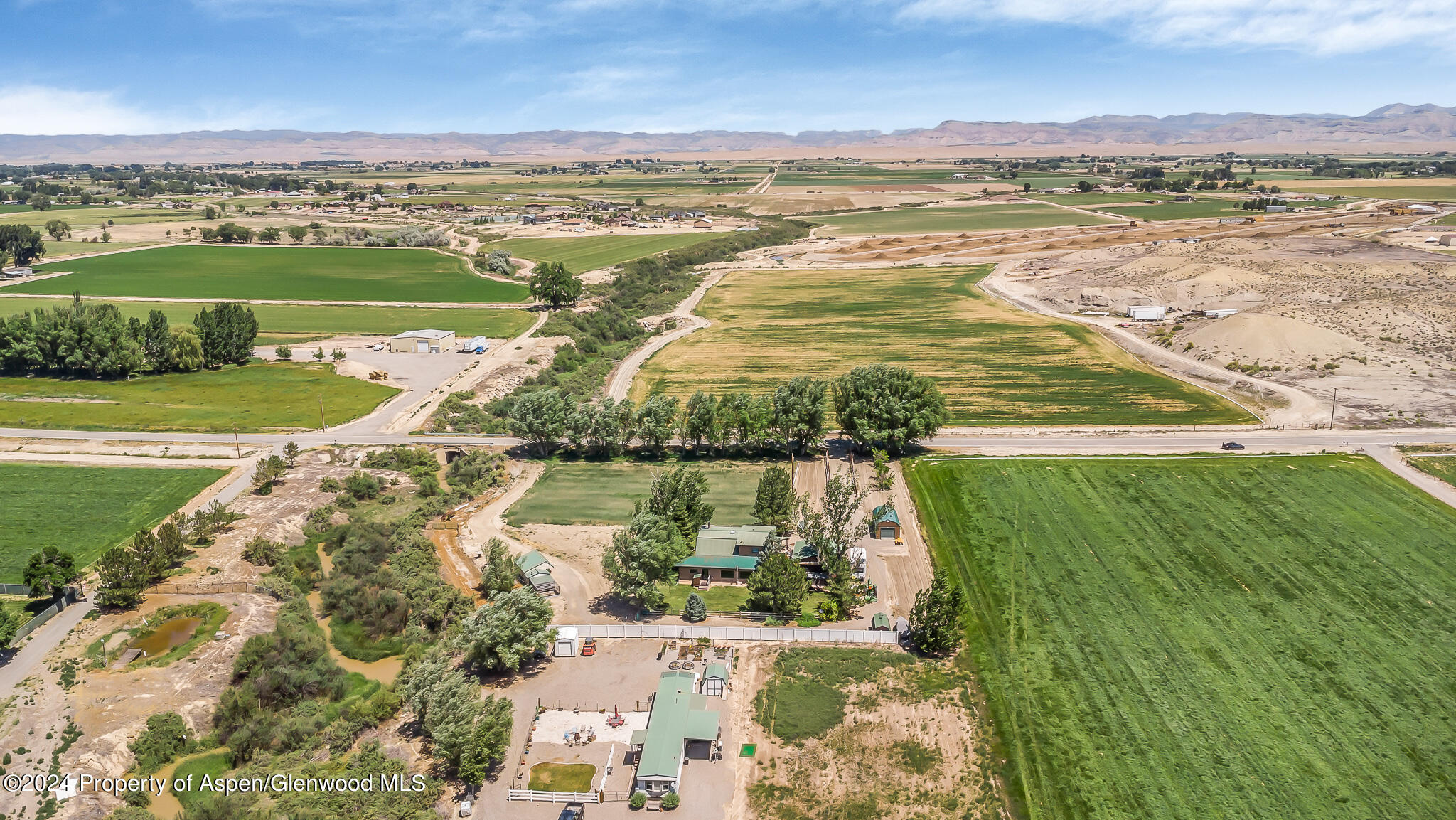 1355 N Road Loma CO 81524