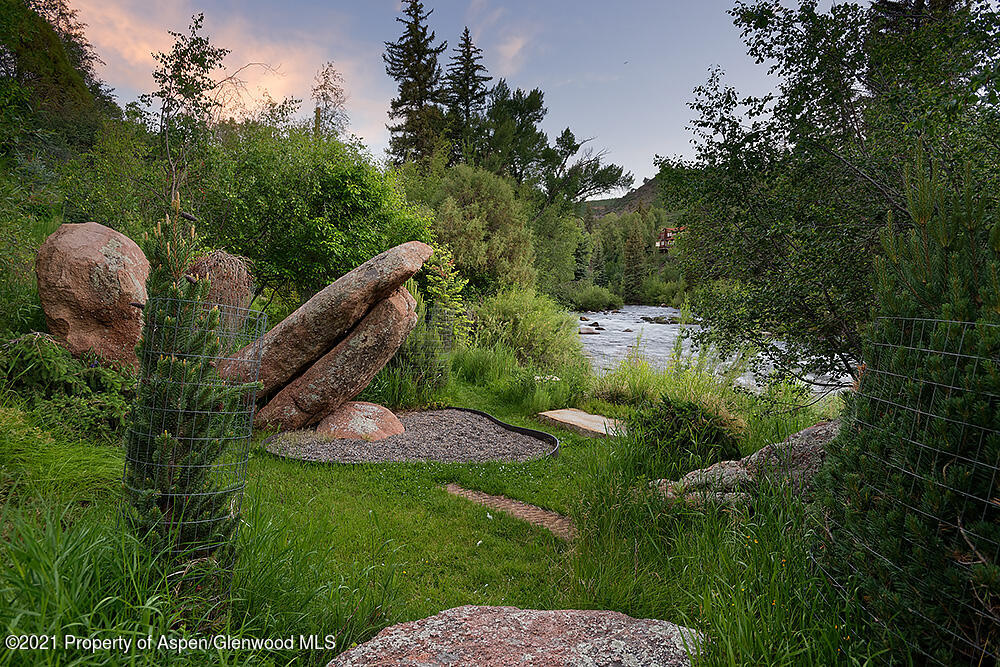 8386 Upper River Road Woody Creek CO 81656