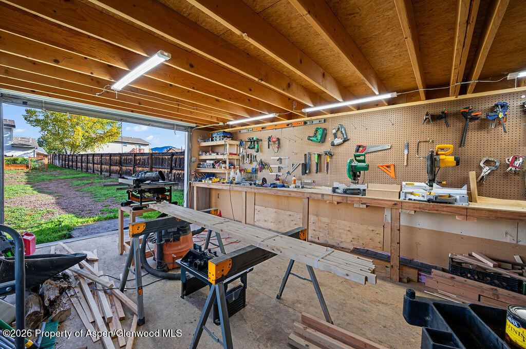 2275 Meadow Circle Rifle CO 81650
