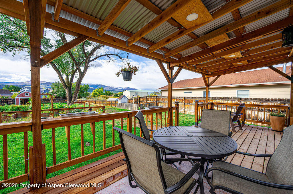 2275 Meadow Circle Rifle CO 81650