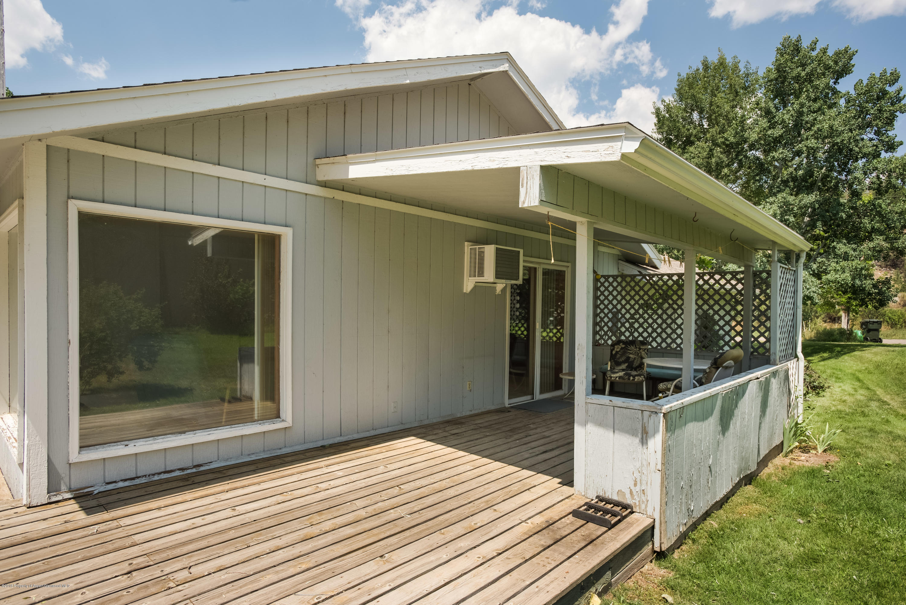 126 Surrey Street Carbondale CO 81623