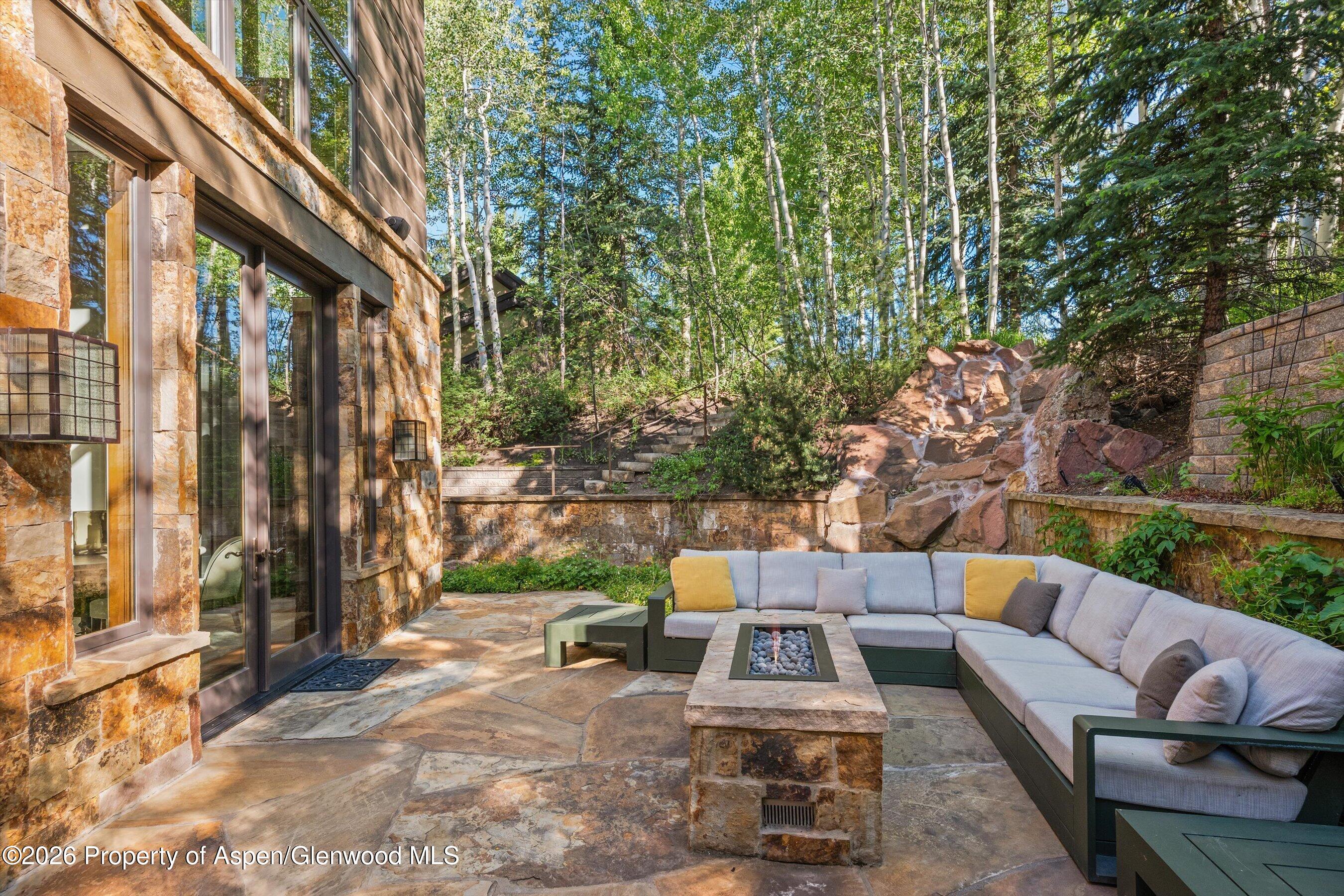 386 Pfister Drive Aspen CO 81611