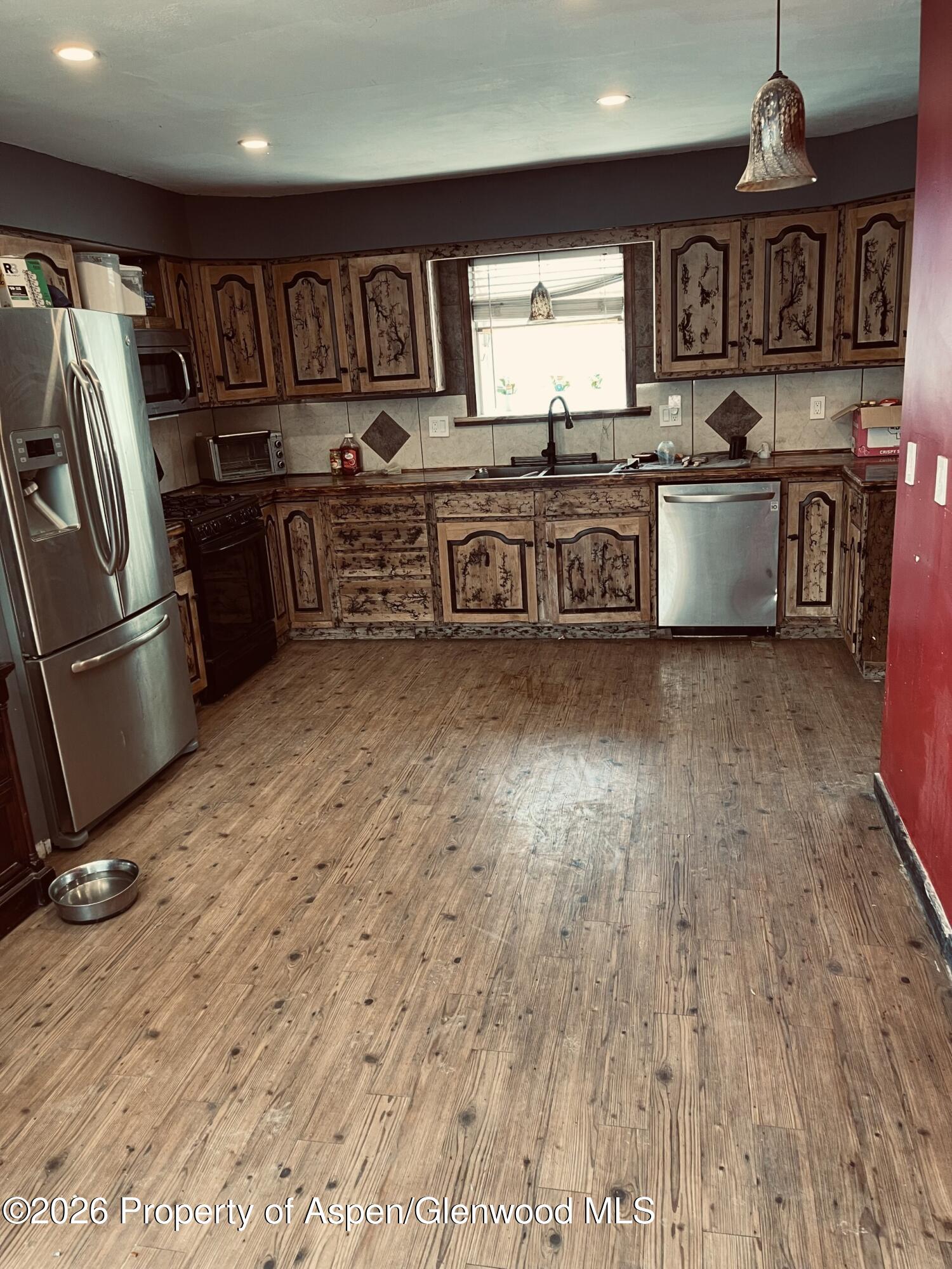 564 W 29th Street Rifle CO 81650