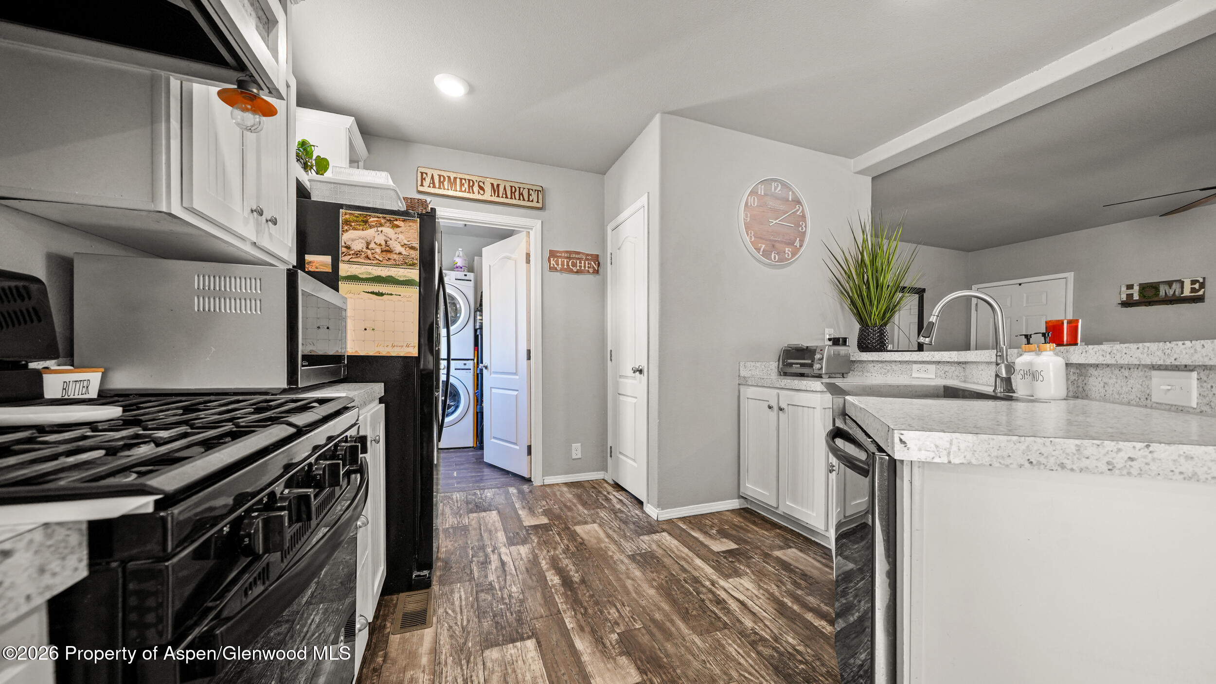 831 County Road 237 Silt CO 81652