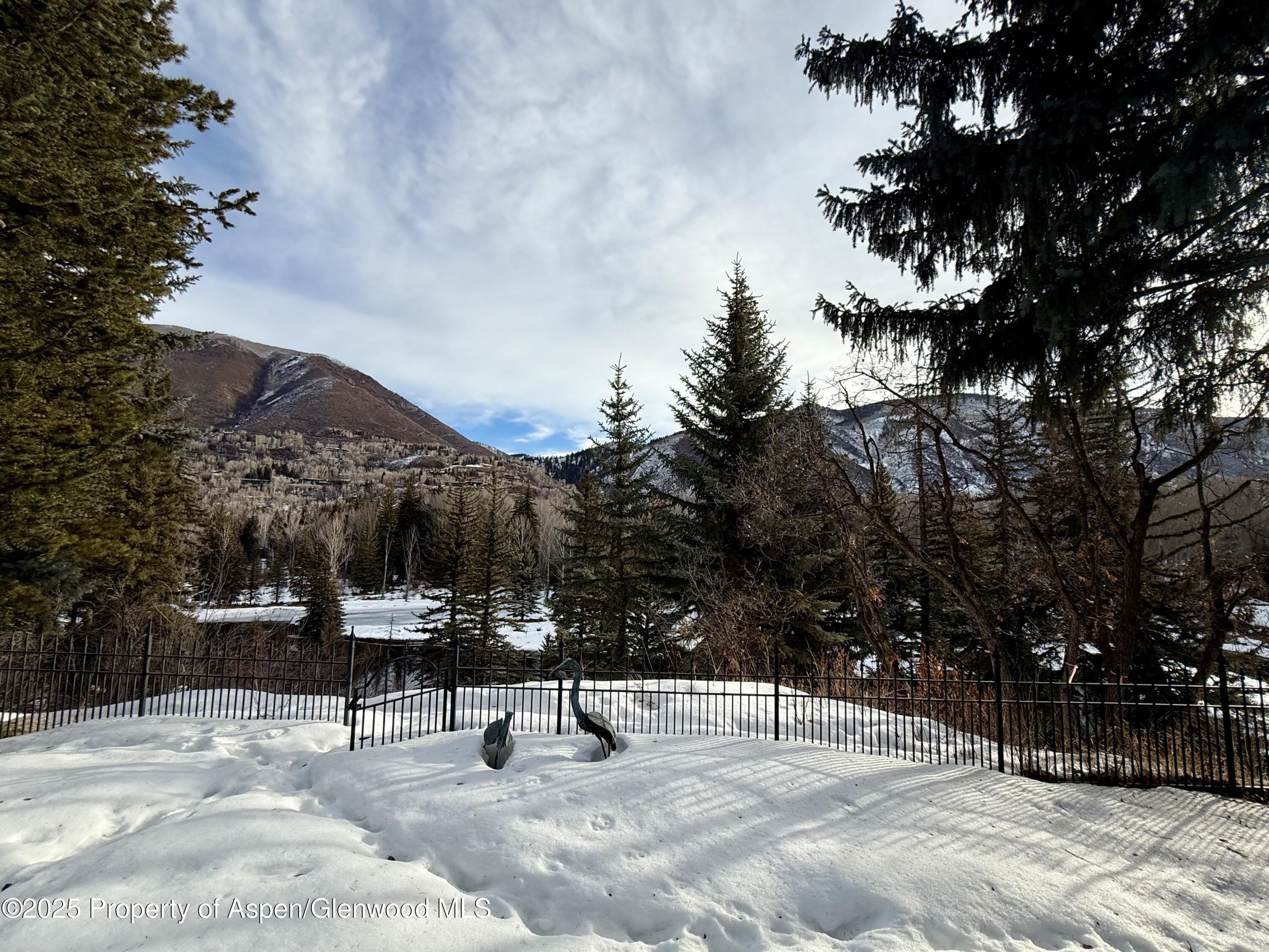 210 Lake Avenue Aspen CO 81611