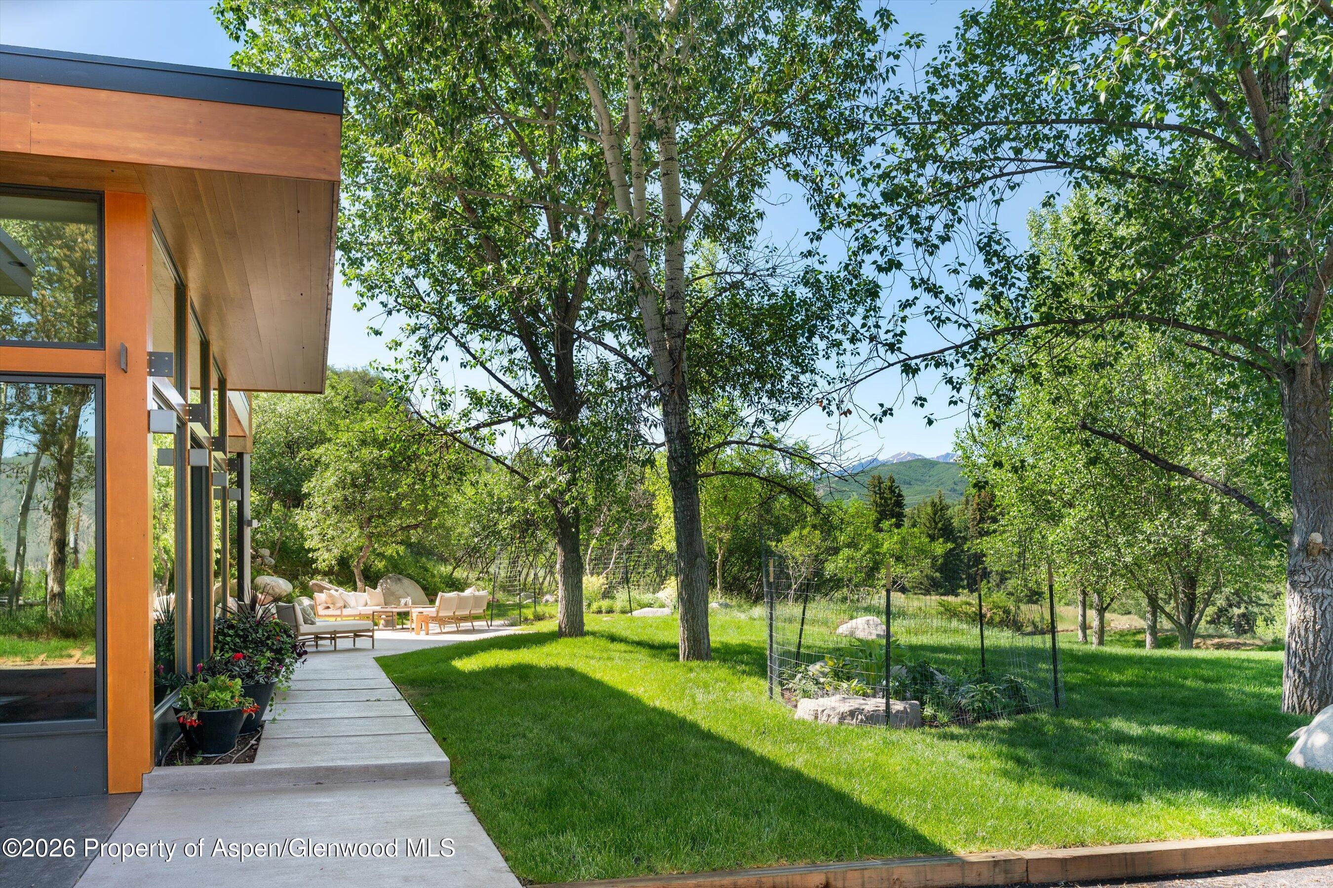 8389 Upper River Road Woody Creek CO 81656