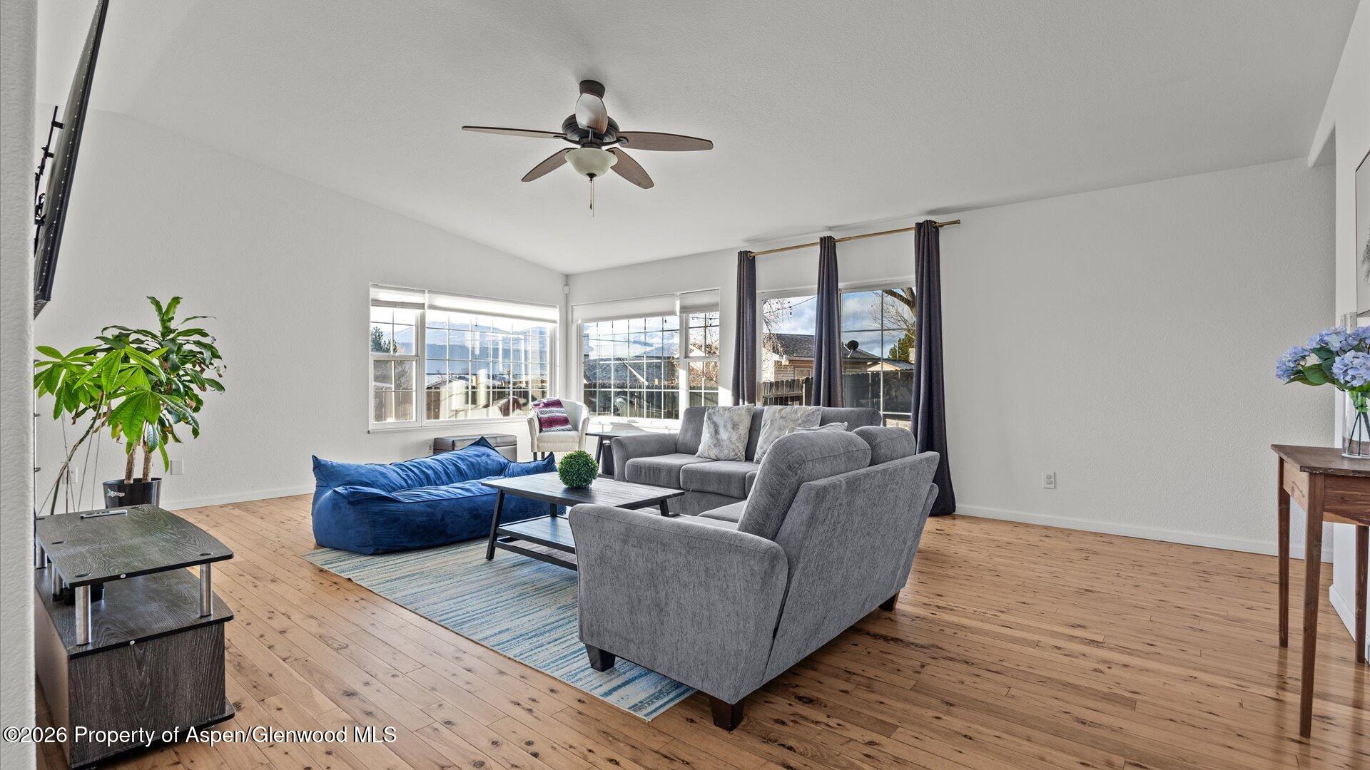 1557 E 12th Street Rifle CO 81650