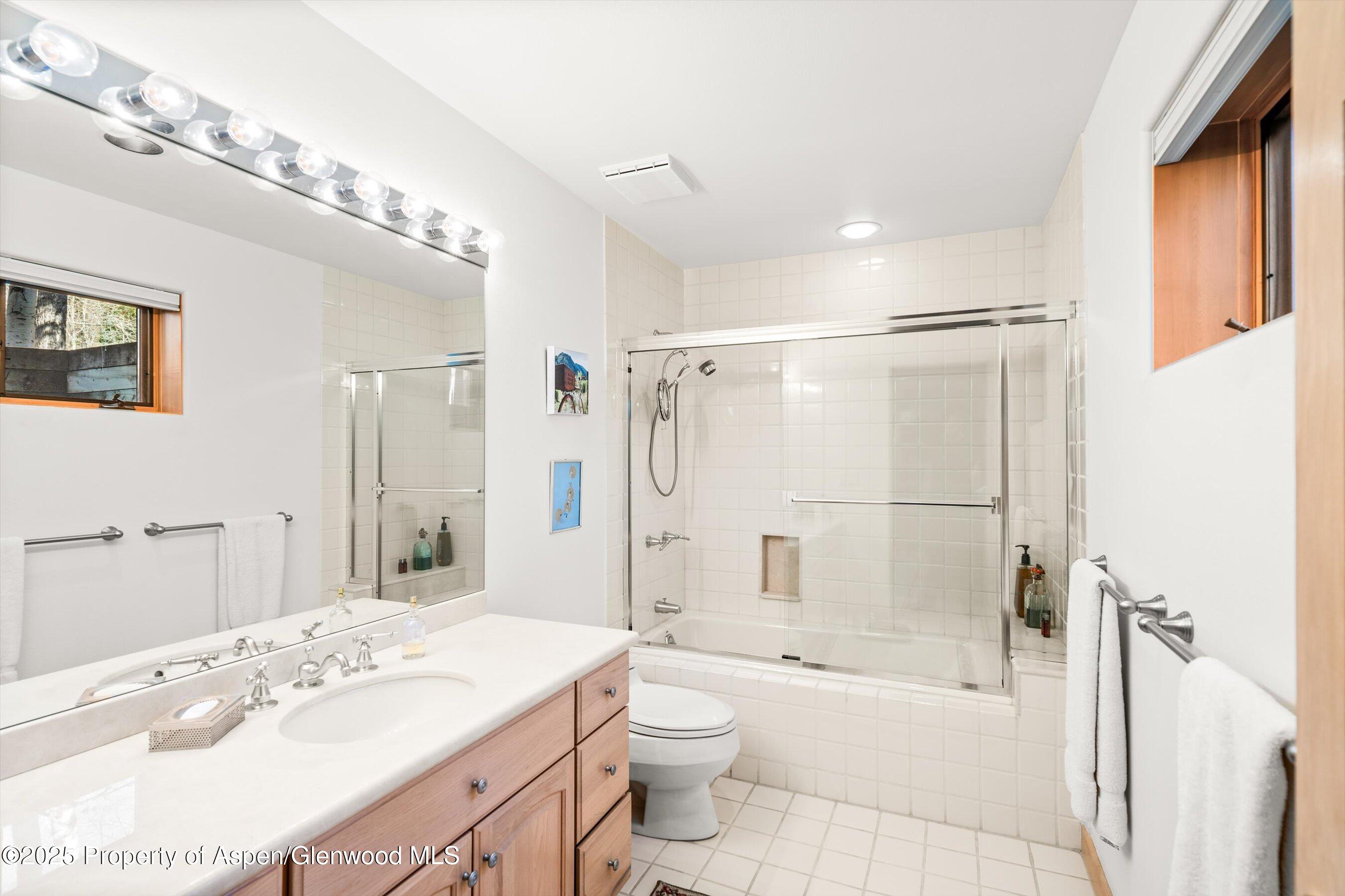 333 W Hopkins Avenue Aspen CO 81611