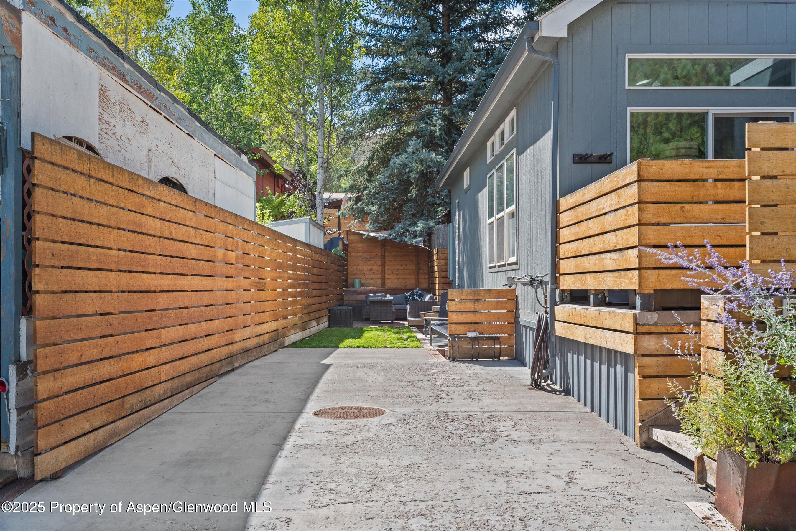 55 Bear Trail Aspen CO 81611