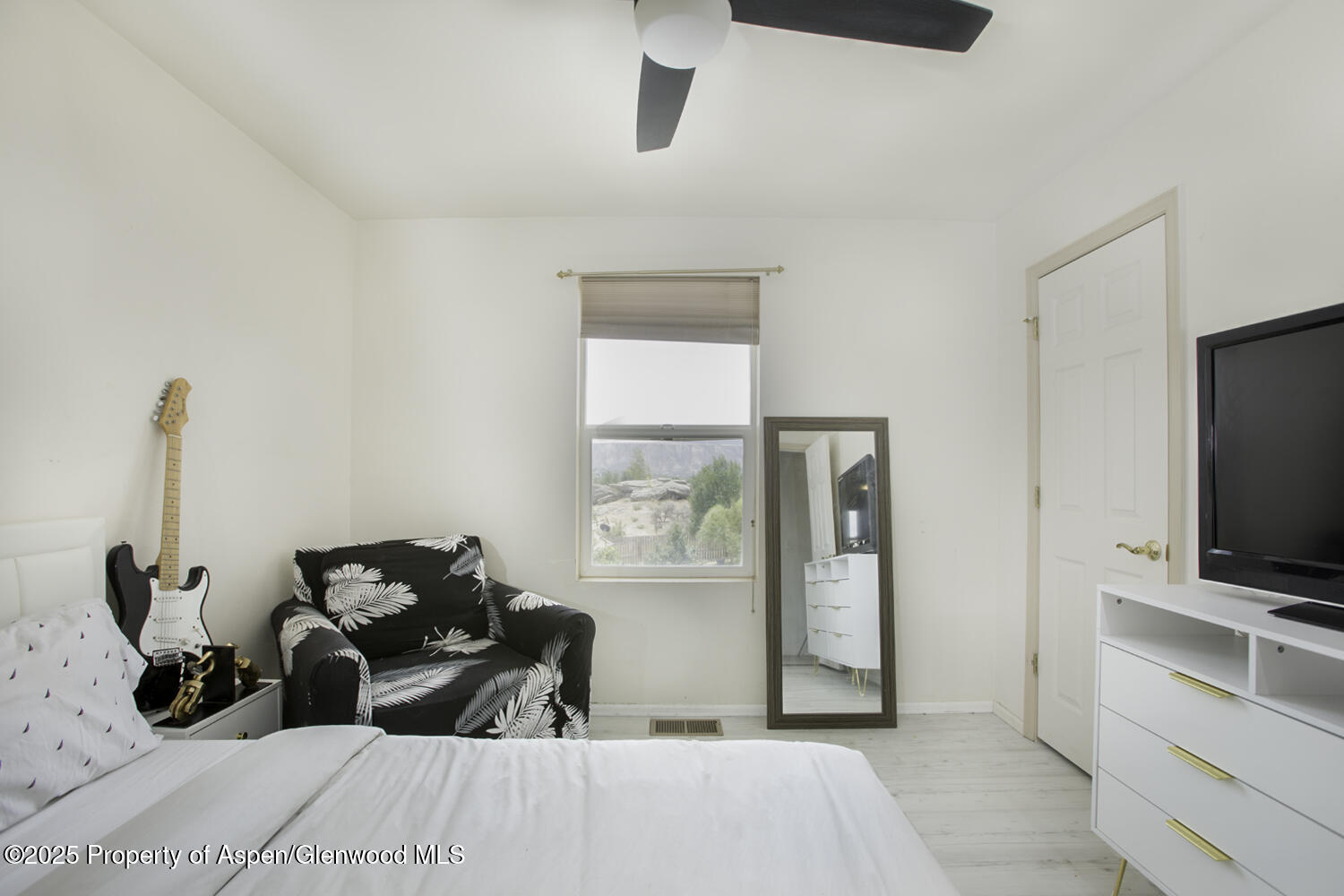 2633 Shawnee Court Rifle CO 81650