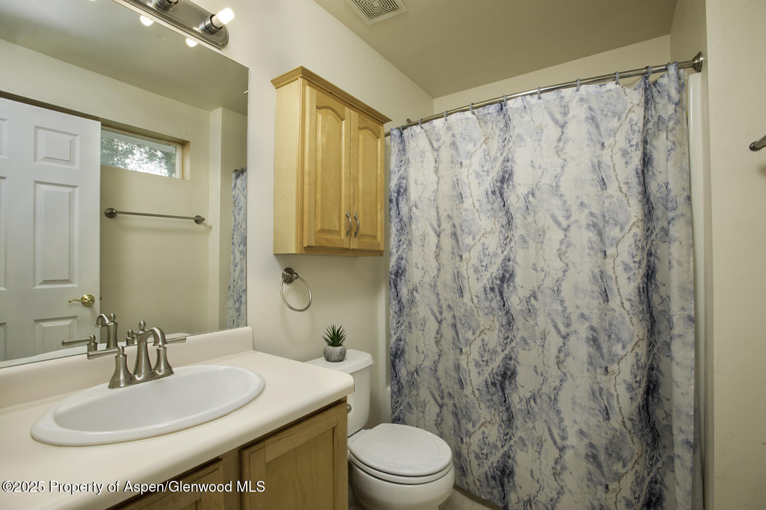 2633 Shawnee Court Rifle CO 81650