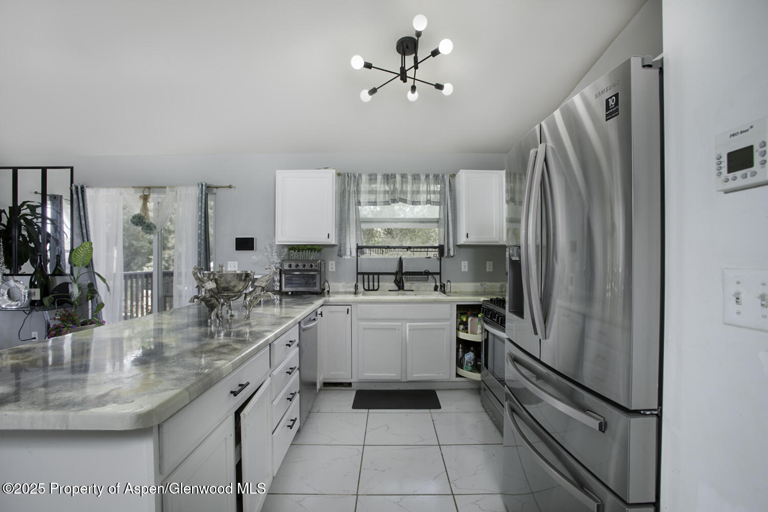 2633 Shawnee Court Rifle CO 81650