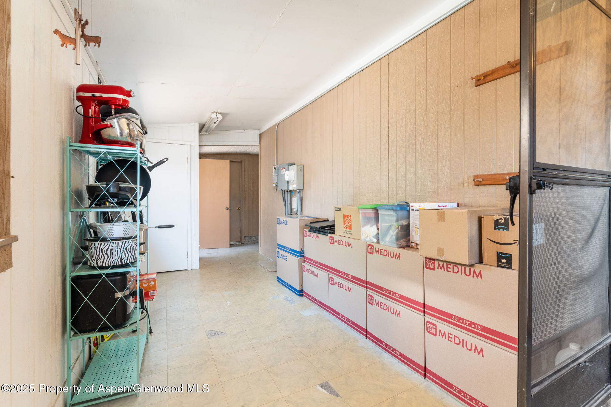 1110 Arnold Court Rifle CO 81650