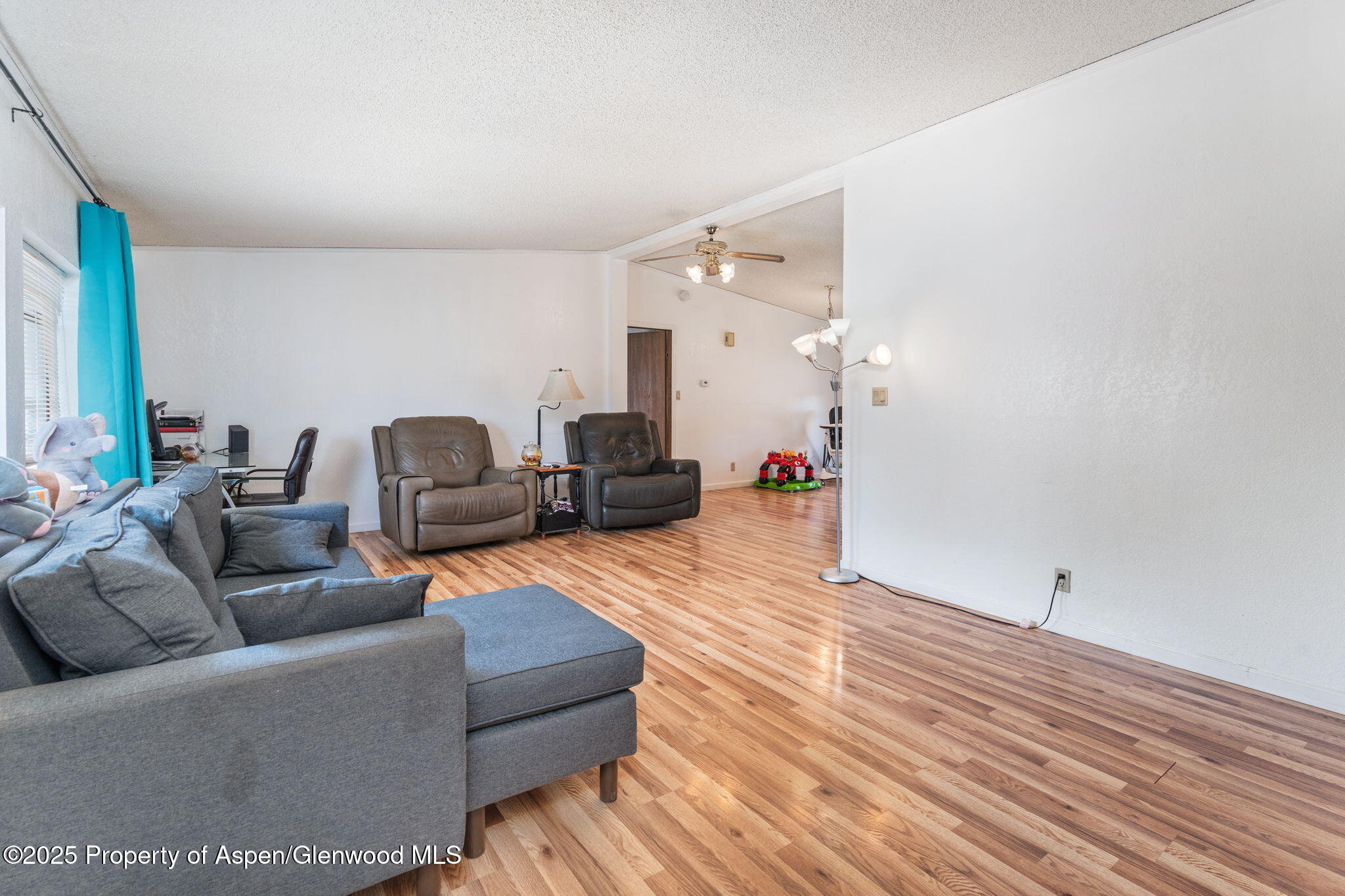 1110 Arnold Court Rifle CO 81650