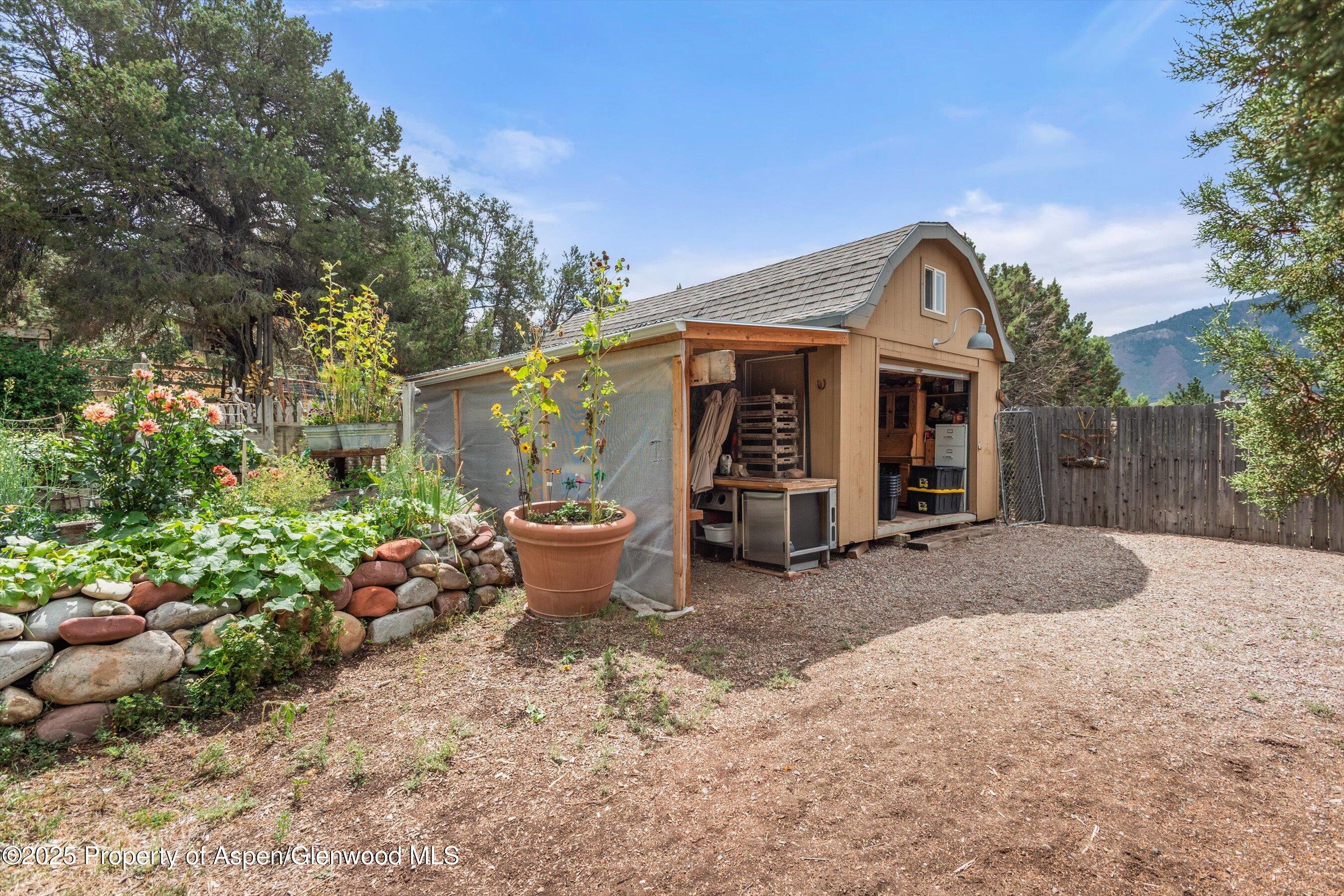 162 Original Road Basalt CO 81621