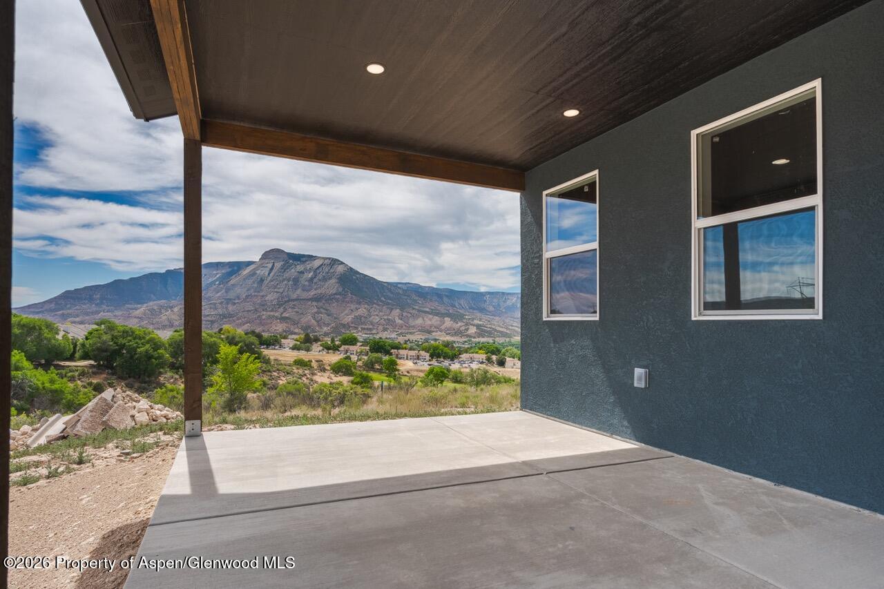 318 Eagle Ridge Drive Parachute CO 81635