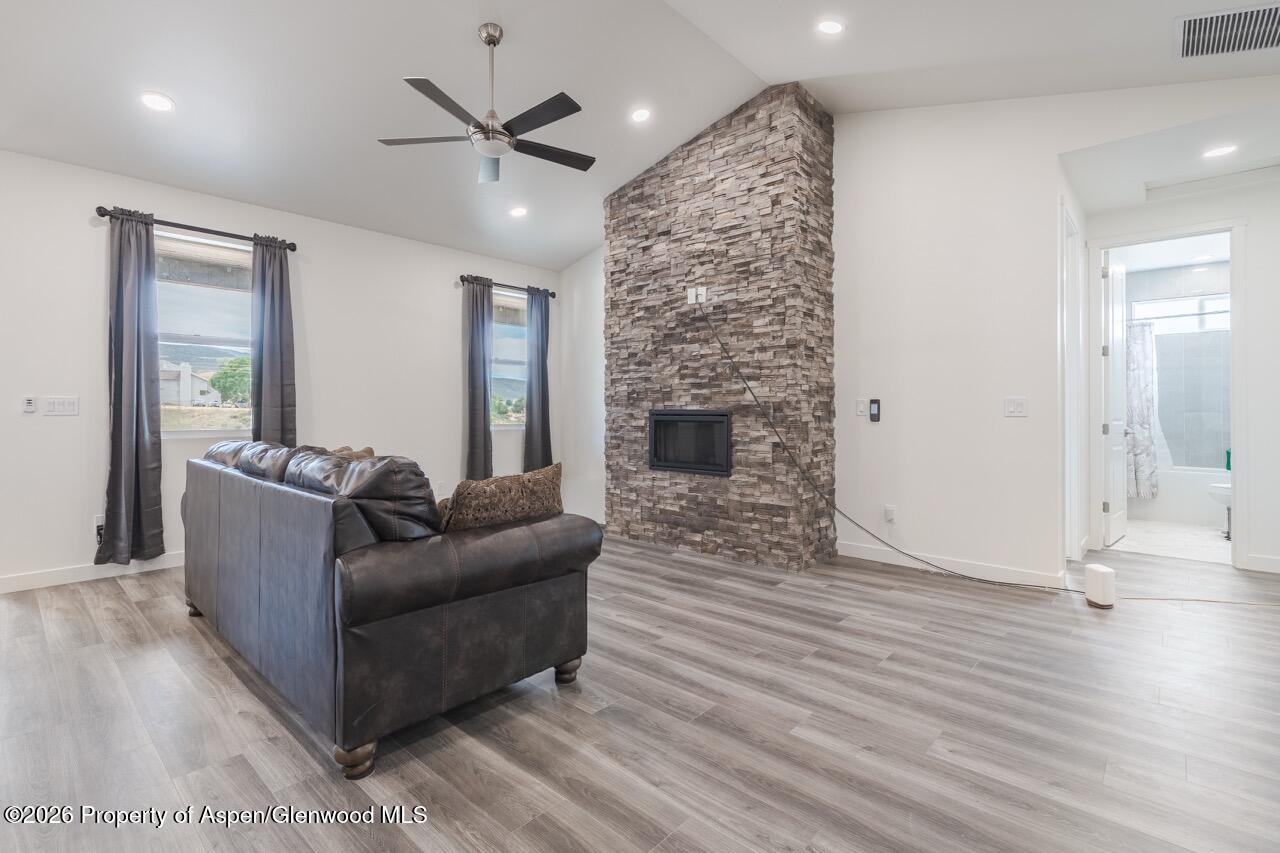 318 Eagle Ridge Drive Parachute CO 81635