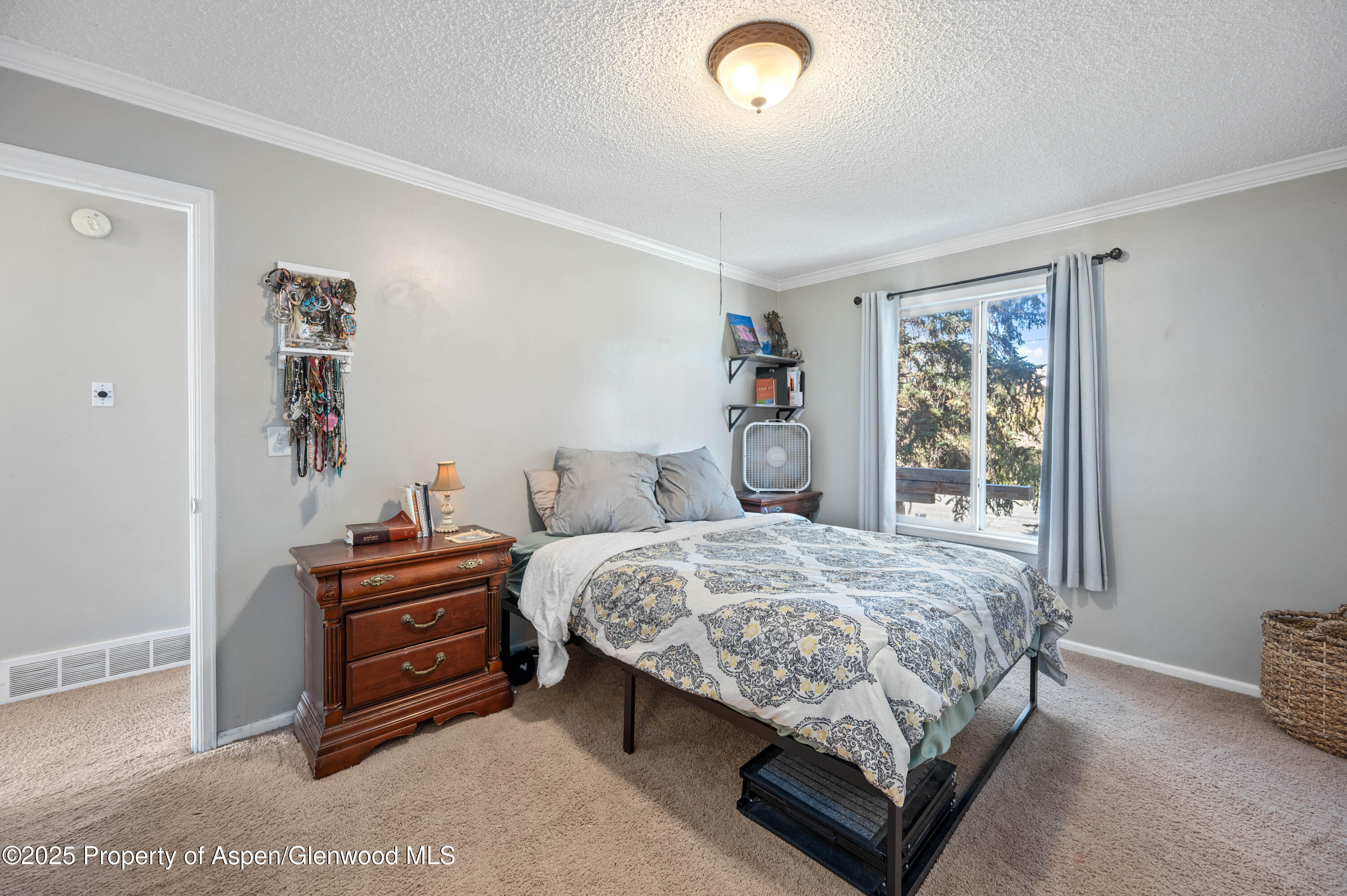 1617 W 7th Street Rifle CO 81650