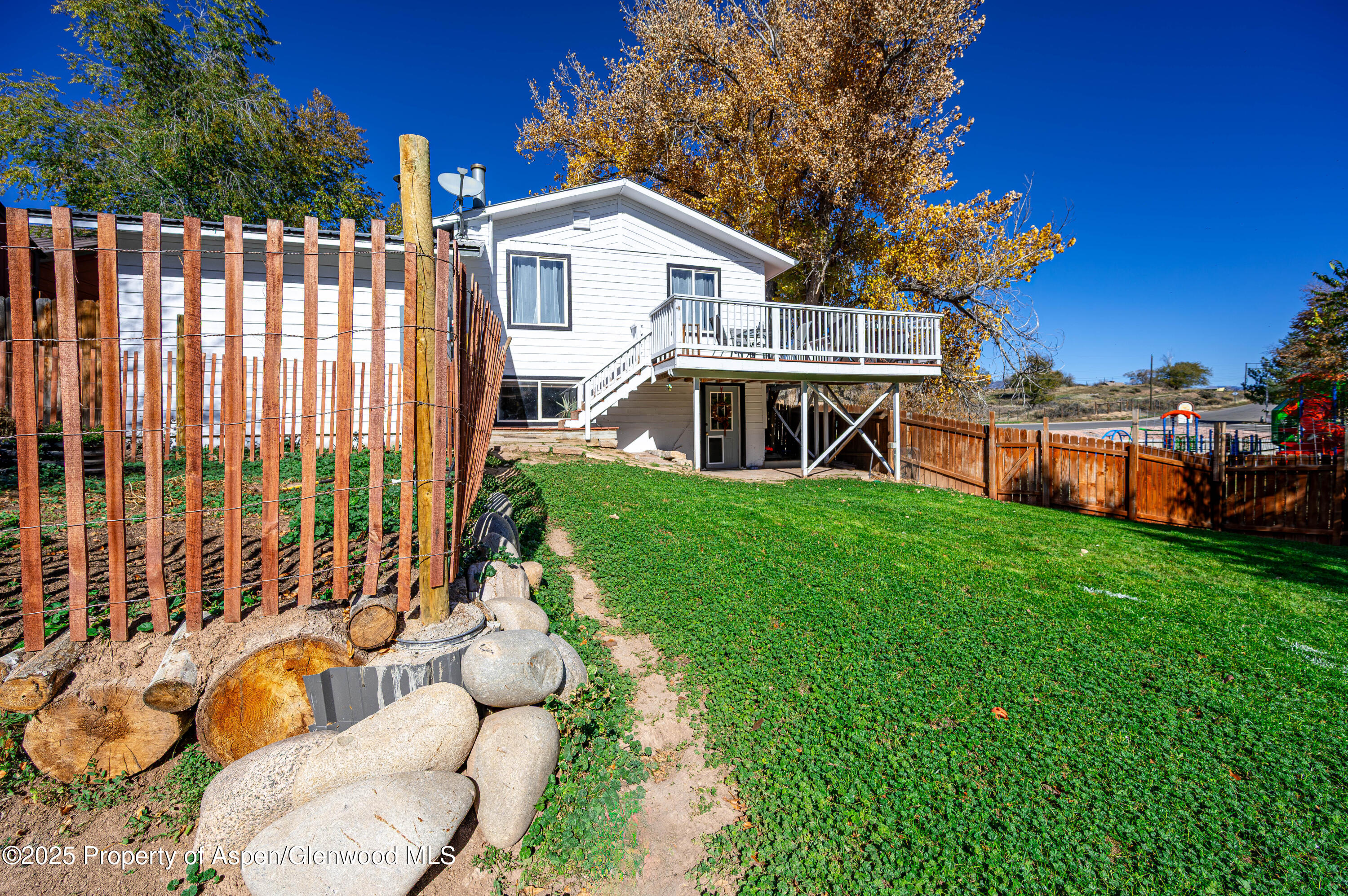 1617 W 7th Street Rifle CO 81650