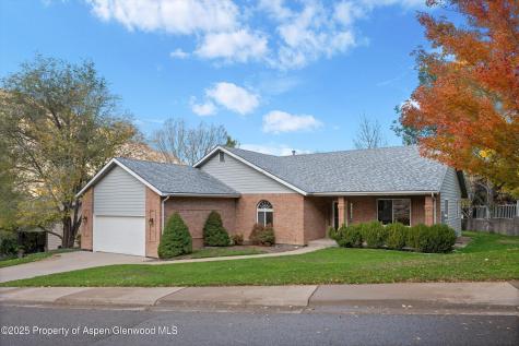 634 E First Street New Castle CO 81647