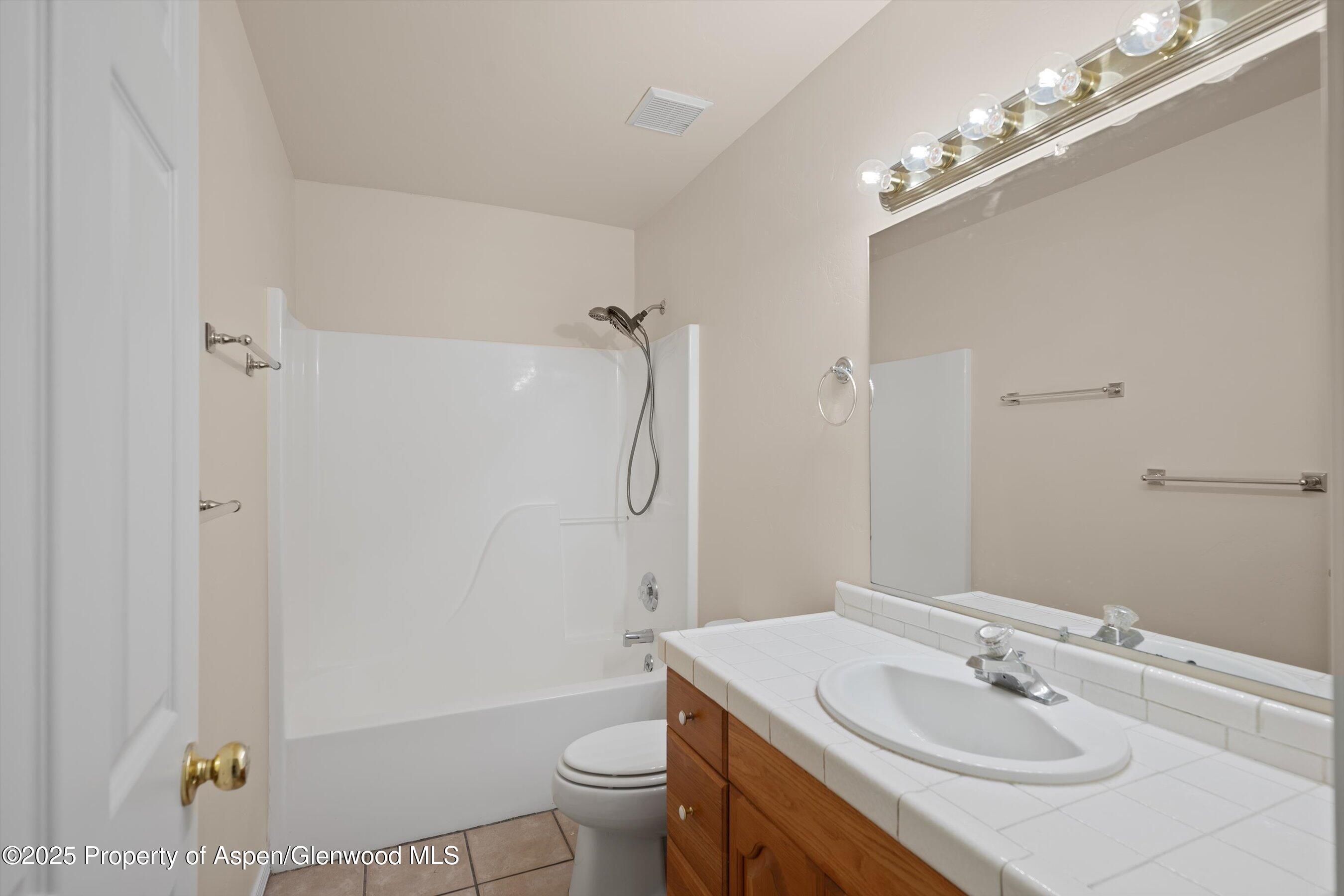 634 E First Street New Castle CO 81647