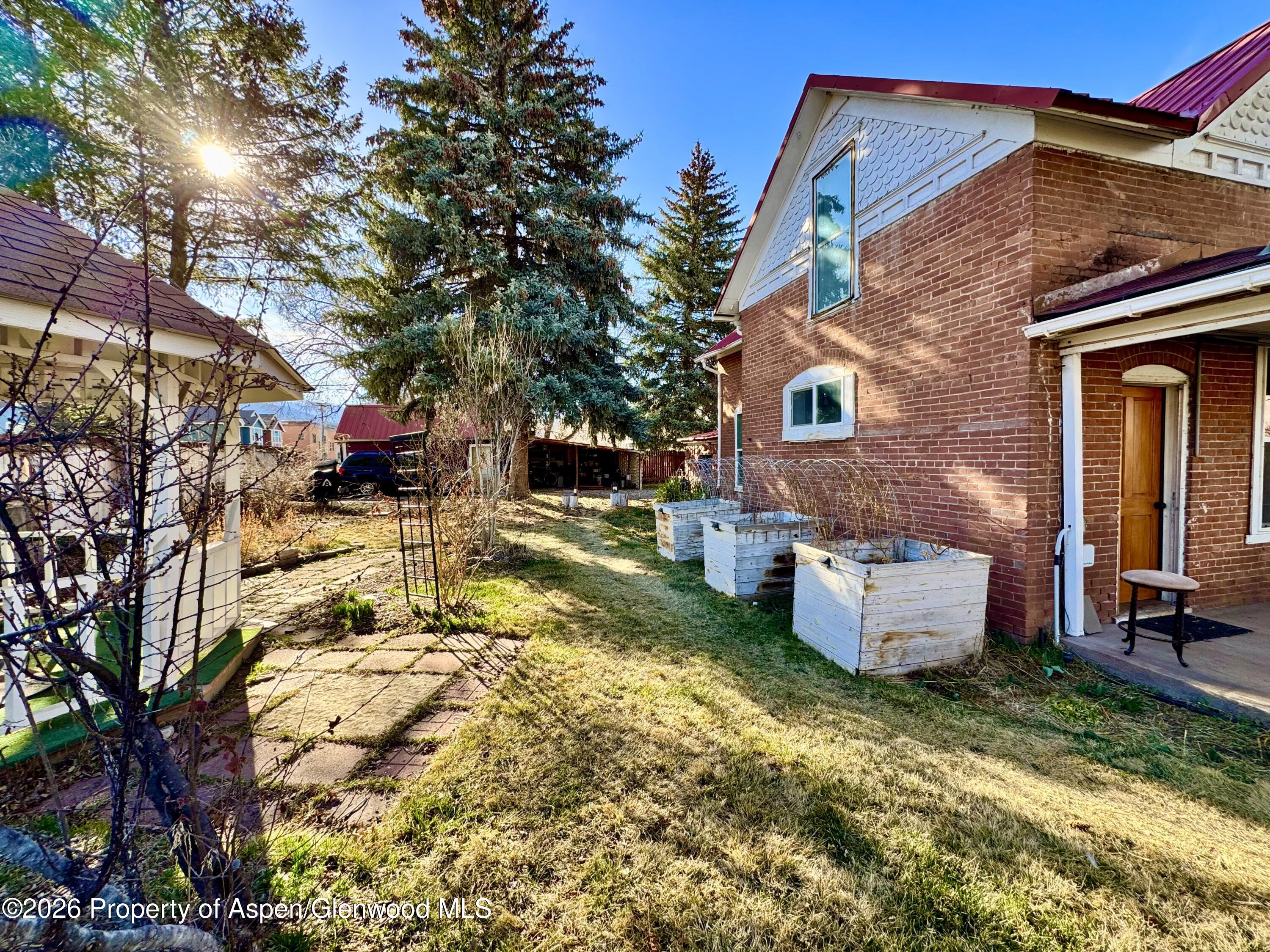 117 N 8th Street Carbondale CO 81623