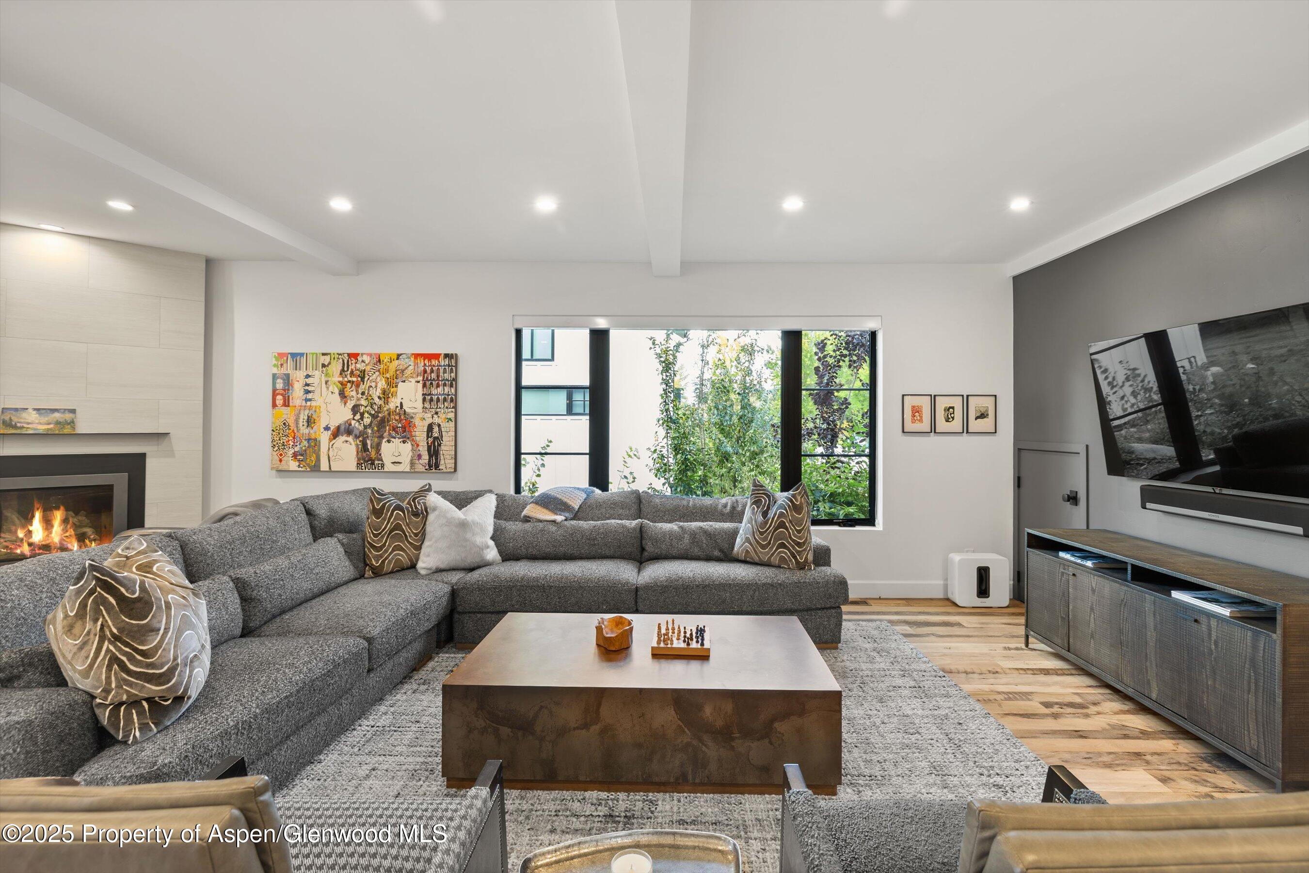 373 & 375 Apple Drive Basalt CO 81621