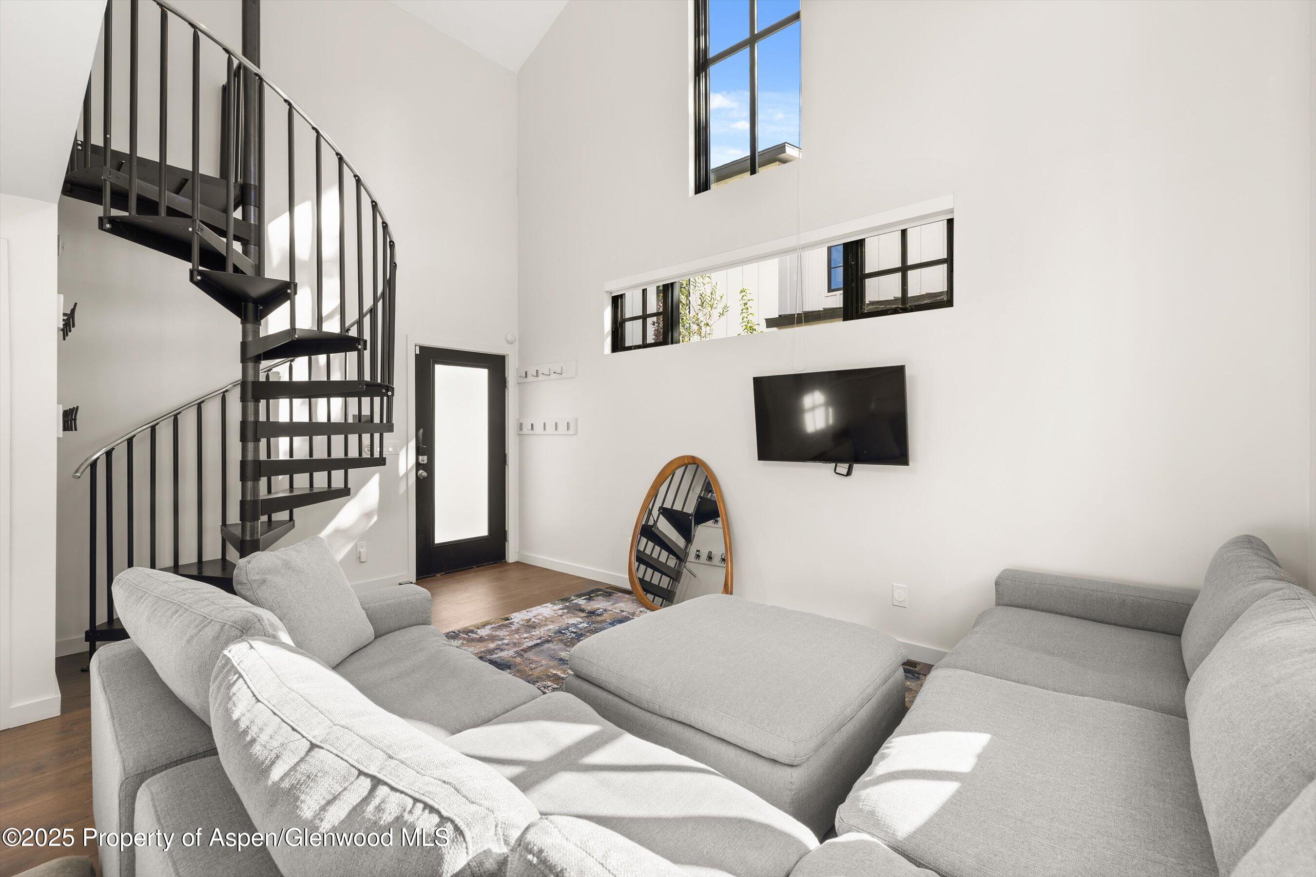 373 & 375 Apple Drive Basalt CO 81621